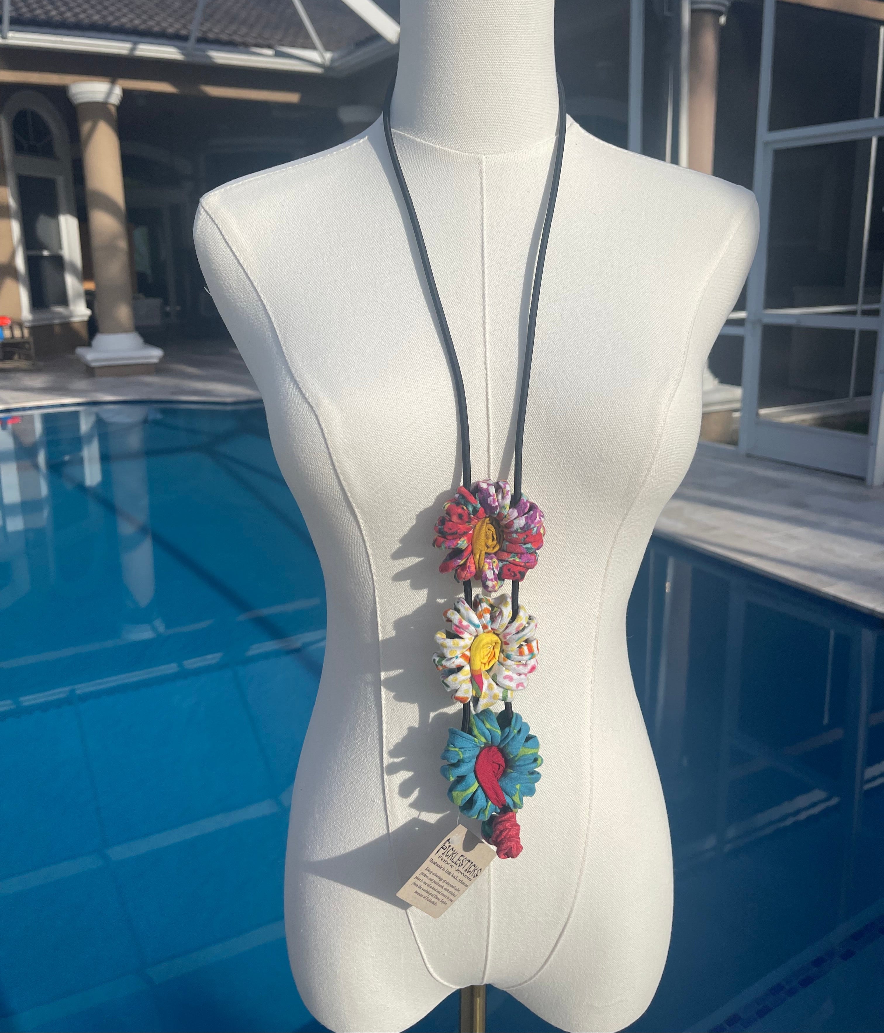 Ficklesticks Stacked Mums Bolo-N119