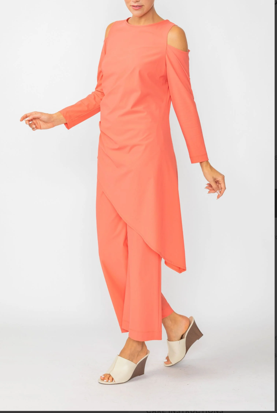 Cold Shoulder Asymmetrical Top 6442T