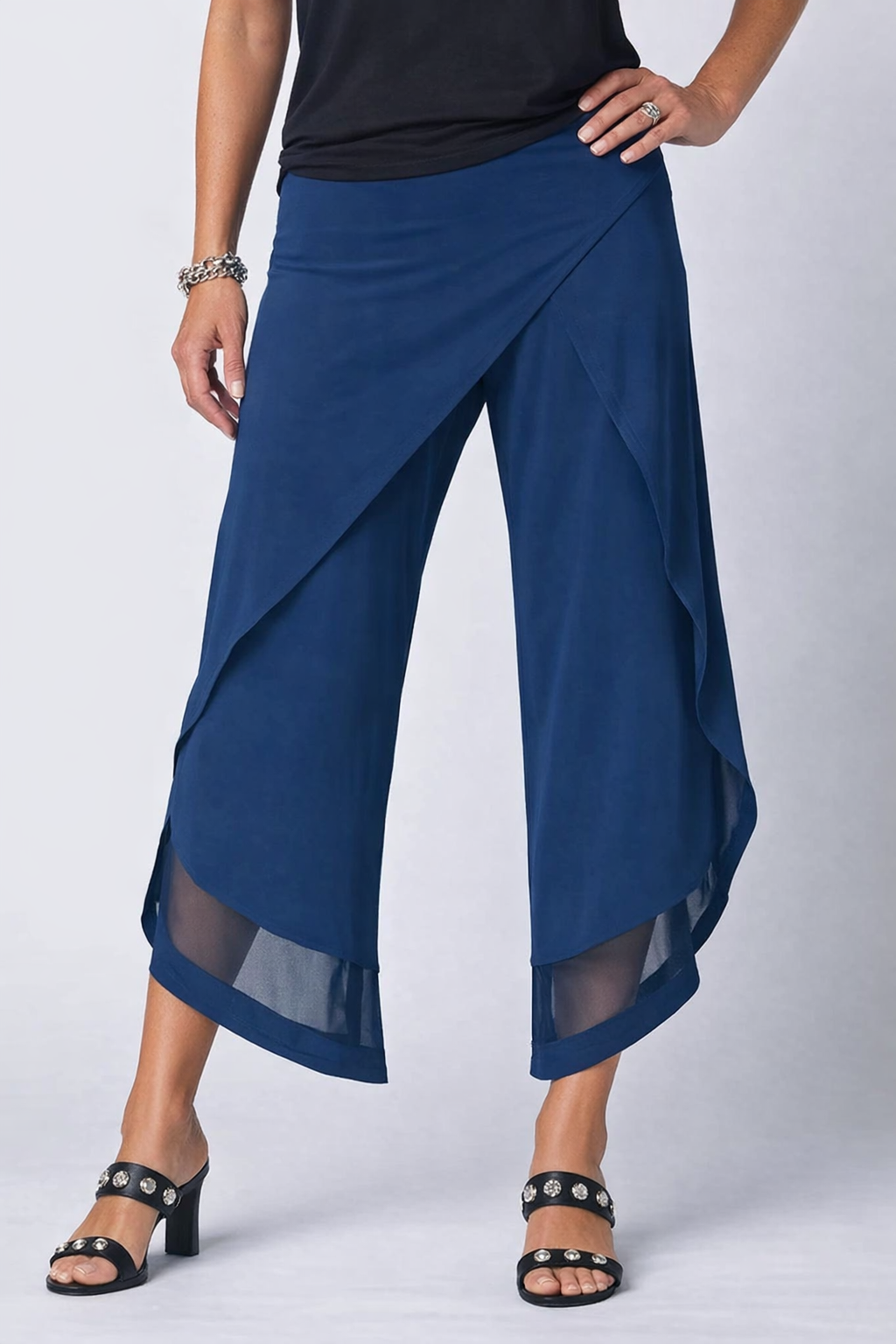 By JJ Layered Mesh Cutout Flood Pants – IT-135