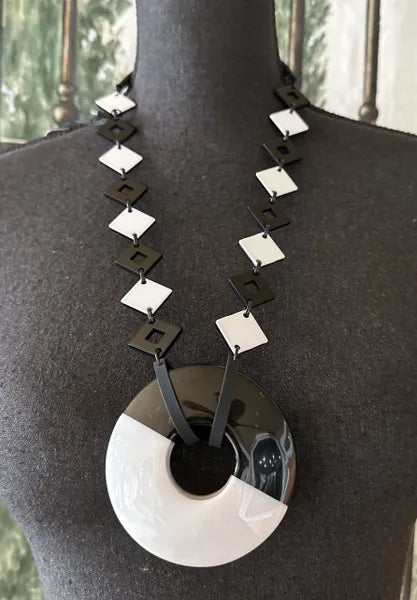 OC Ying & Yang Zenella Necklace-NKL504