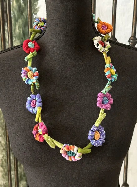 Ficklesticks Lei of Twisted Flowers Necklace-N38