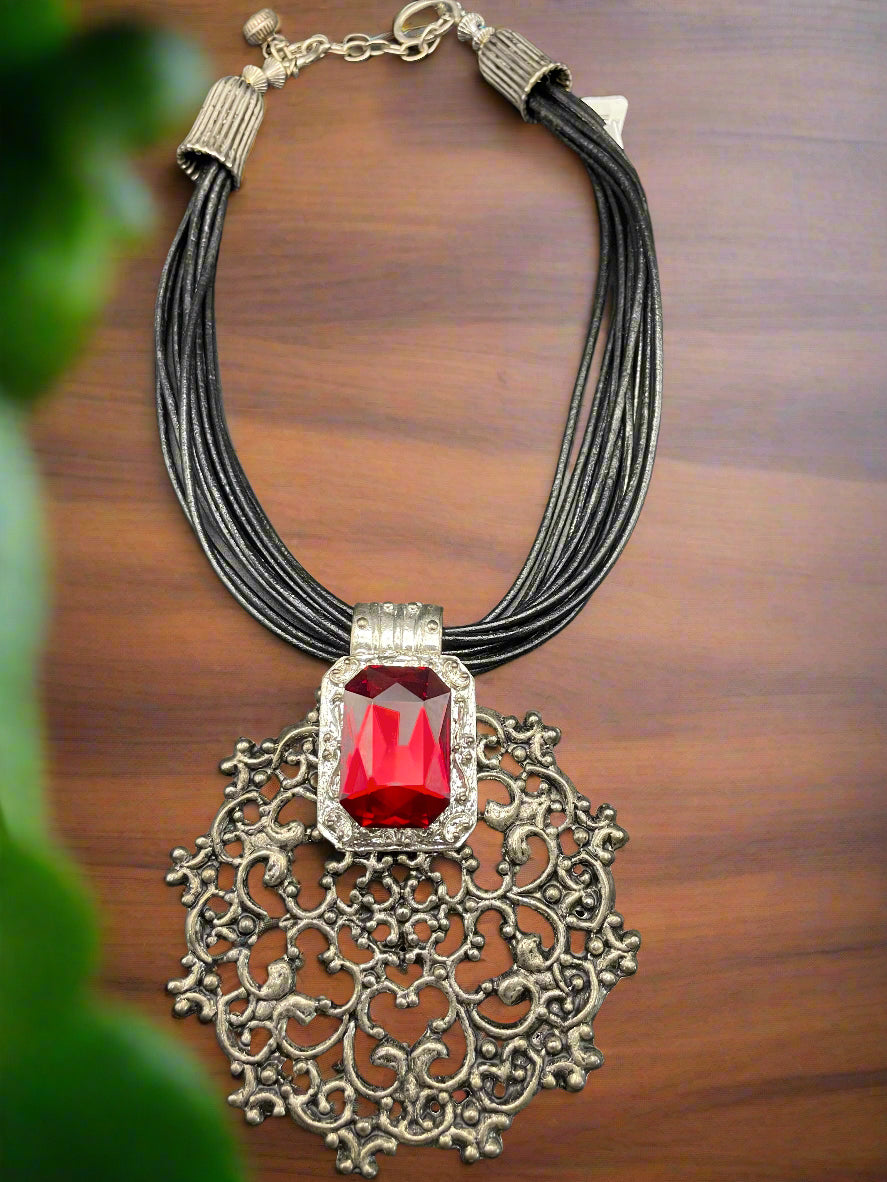 Artist Vintage Red Stone Necklace NKL-RED01