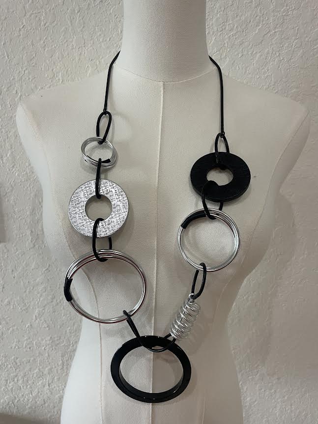 OC Geometric Circle Necklace-NKL309