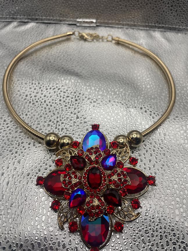 Unique Crimson Radiance Necklace-JN20033