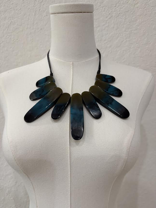 Ocean Mist Tapered Statement Necklace-N1235