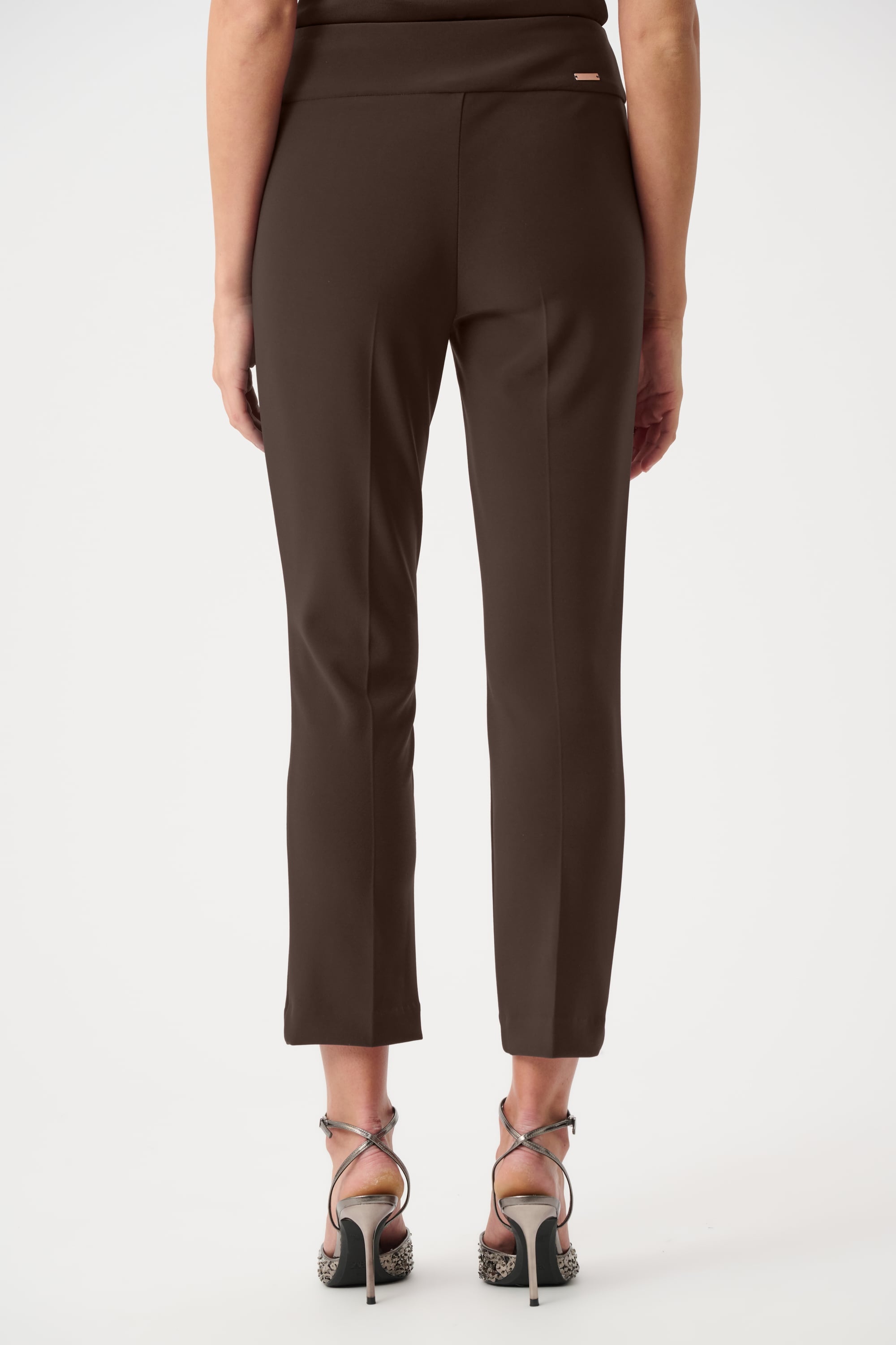 Classic Cropped Pant