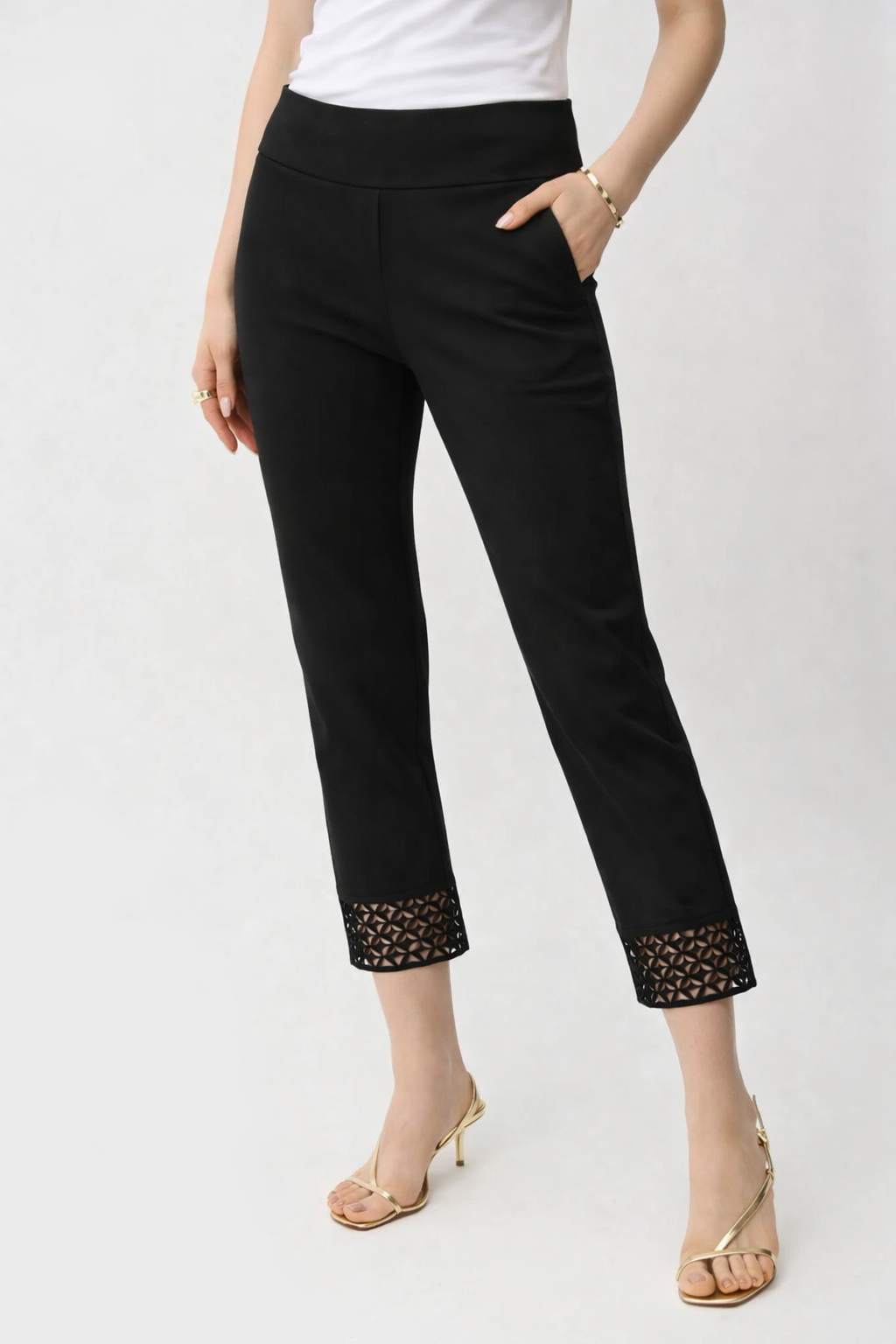 Joseph Ribkof Pull-On Crop Pants With Guipure Detail 261159
