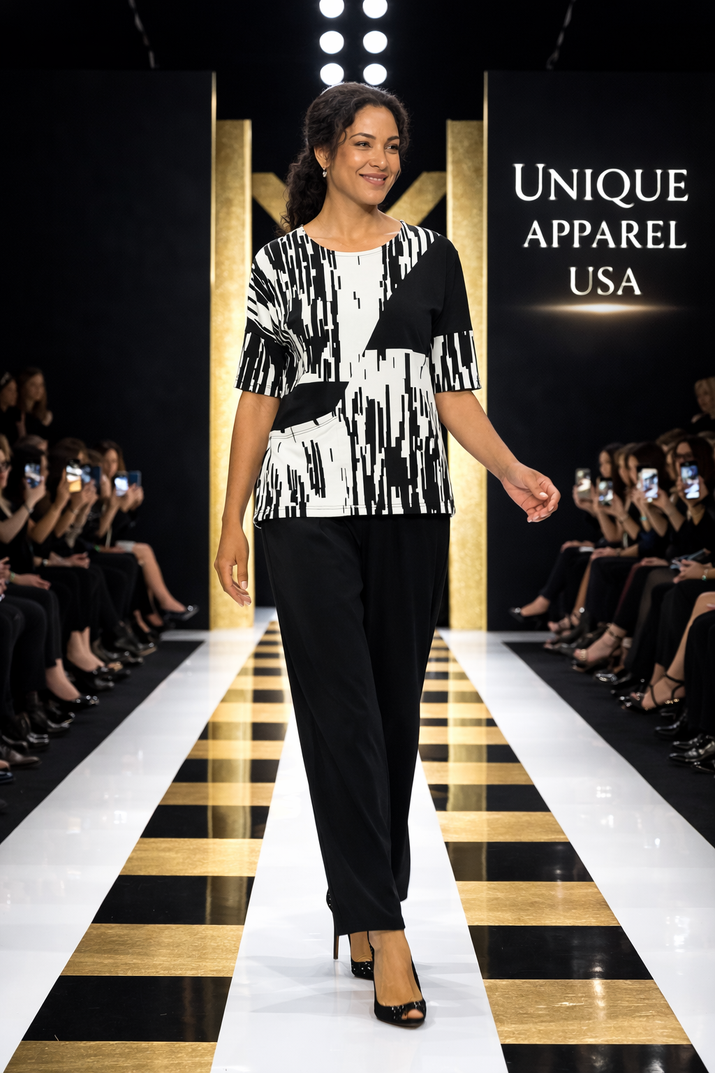 IC Collection Black & White Abstract Print Short Sleeve Top-C1076T