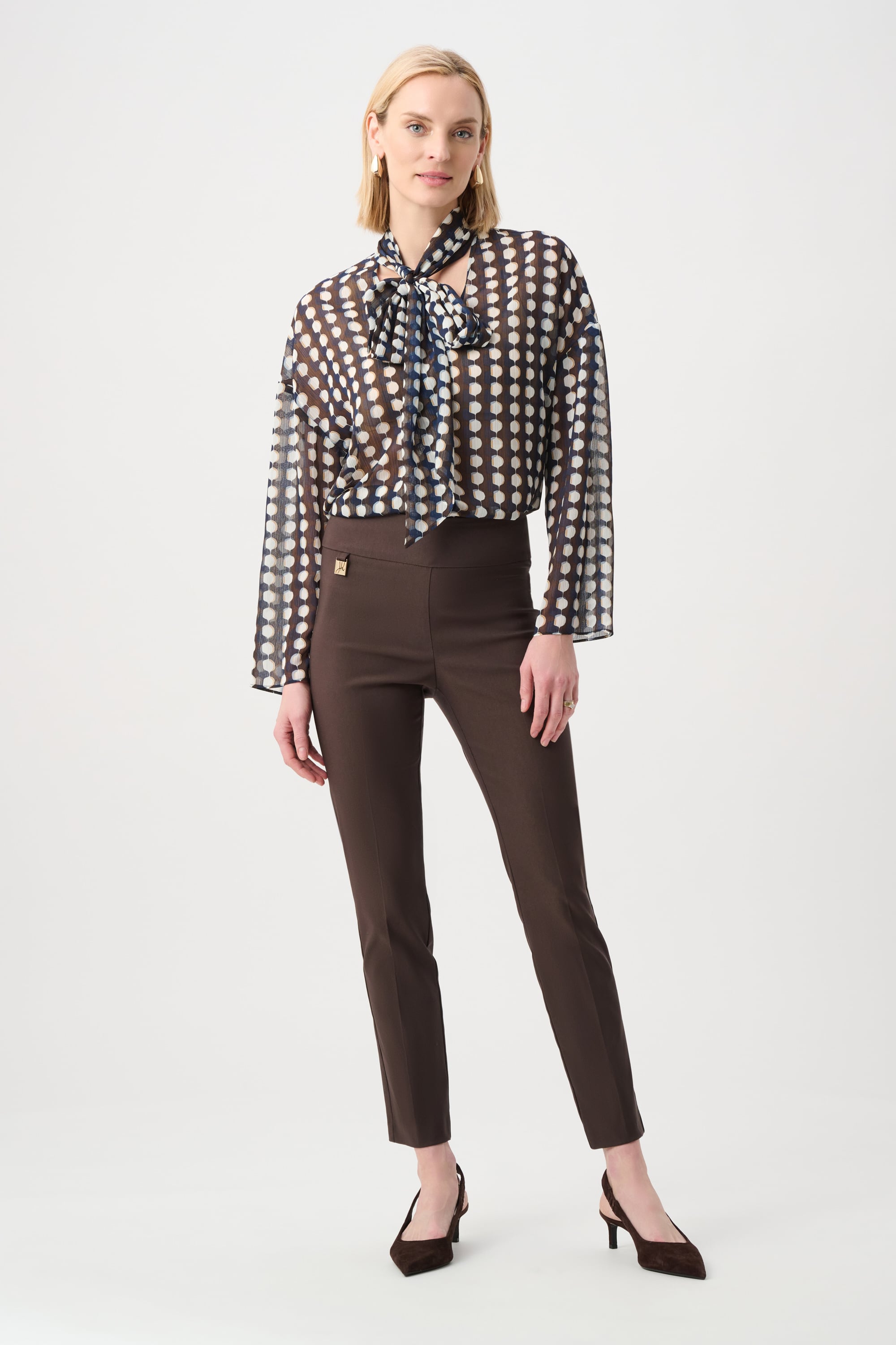 Classic Slim Pants
