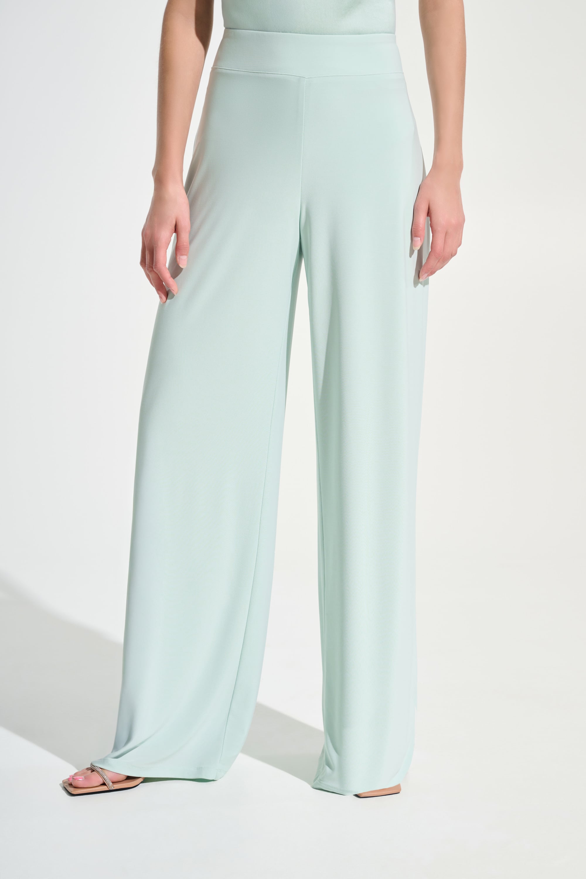 Signature | Wide Leg Pants