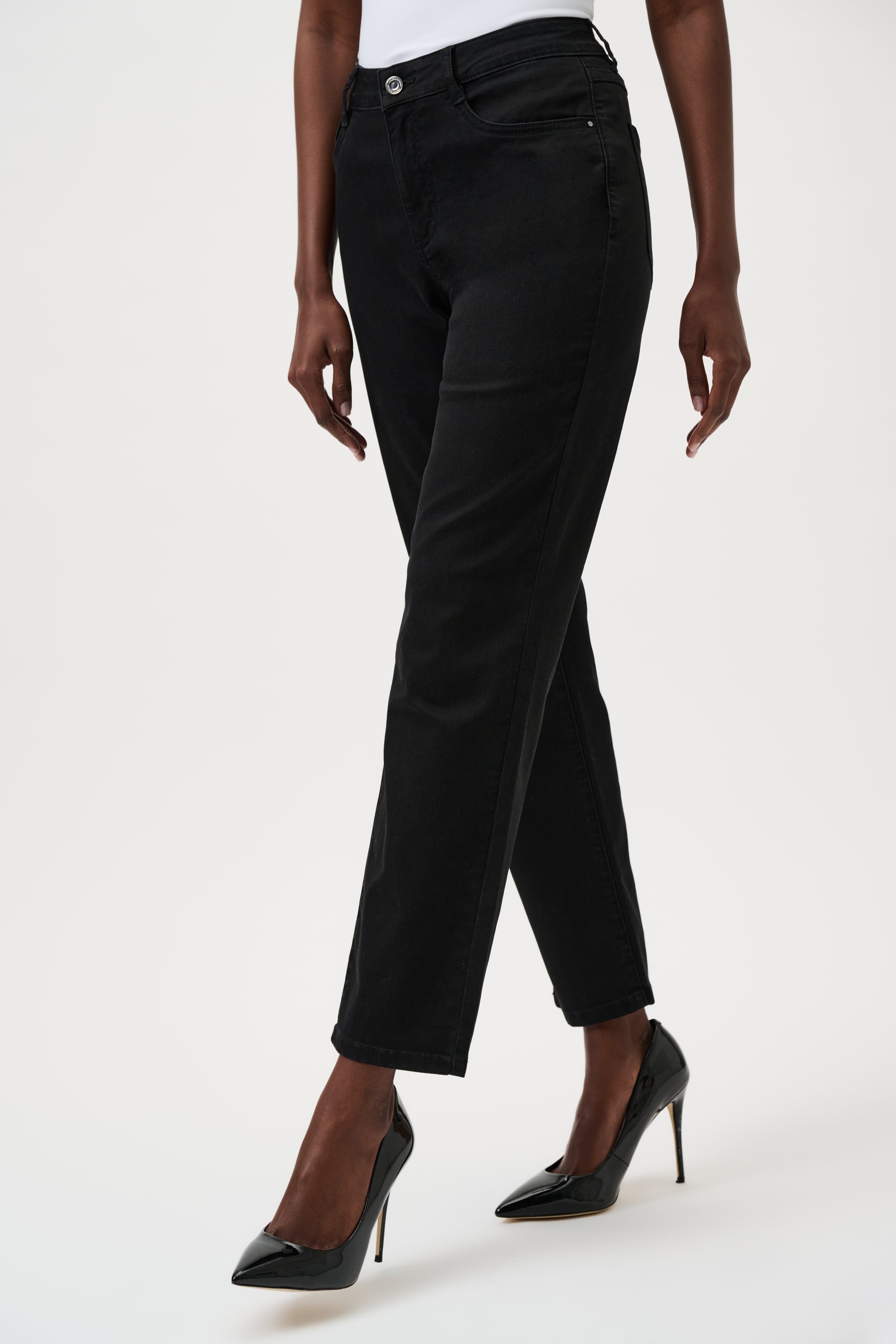 Gia | Classic Slim Fit Stretch Jeans