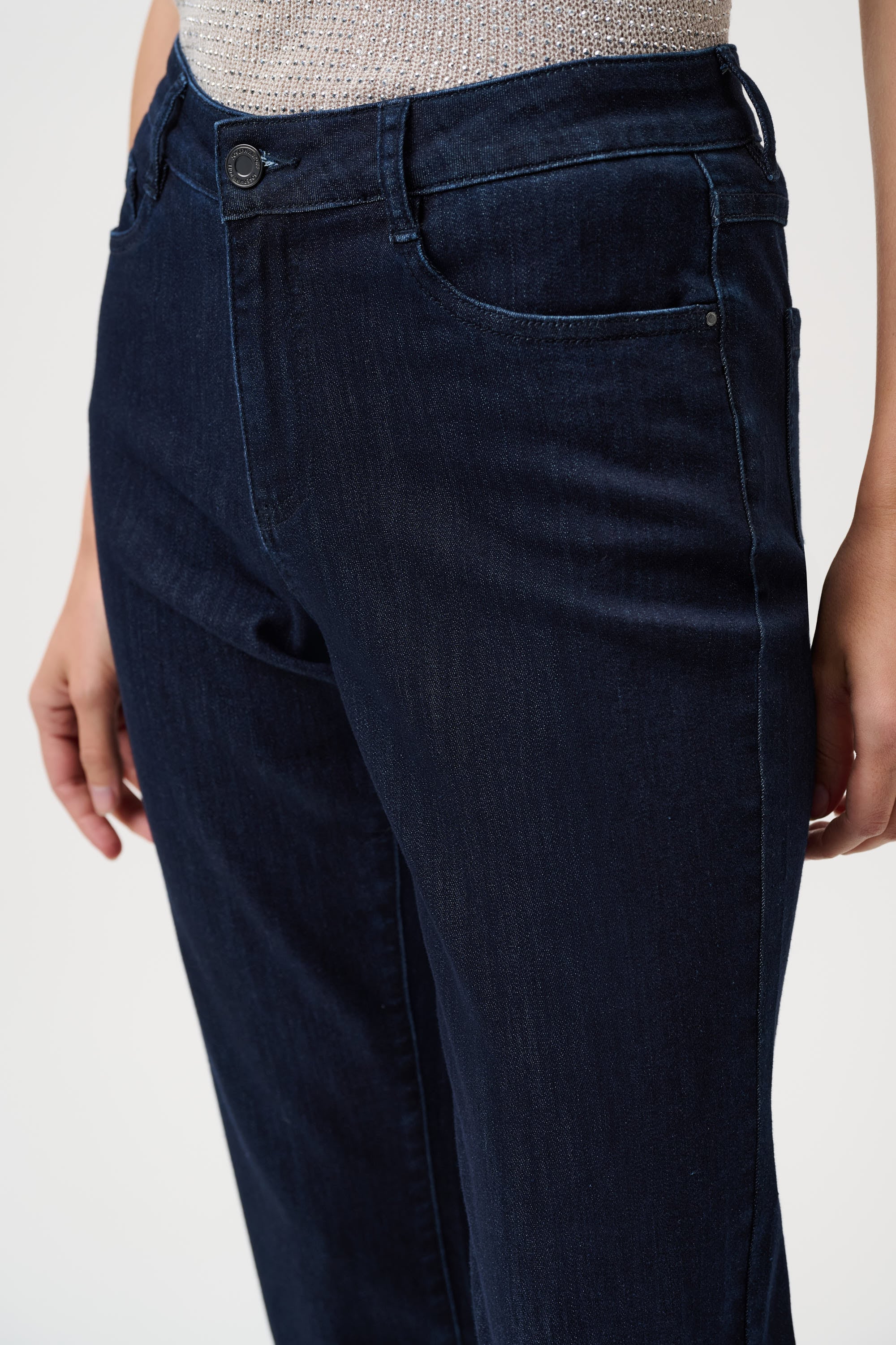Gia | Classic Slim Fit Stretch Jeans