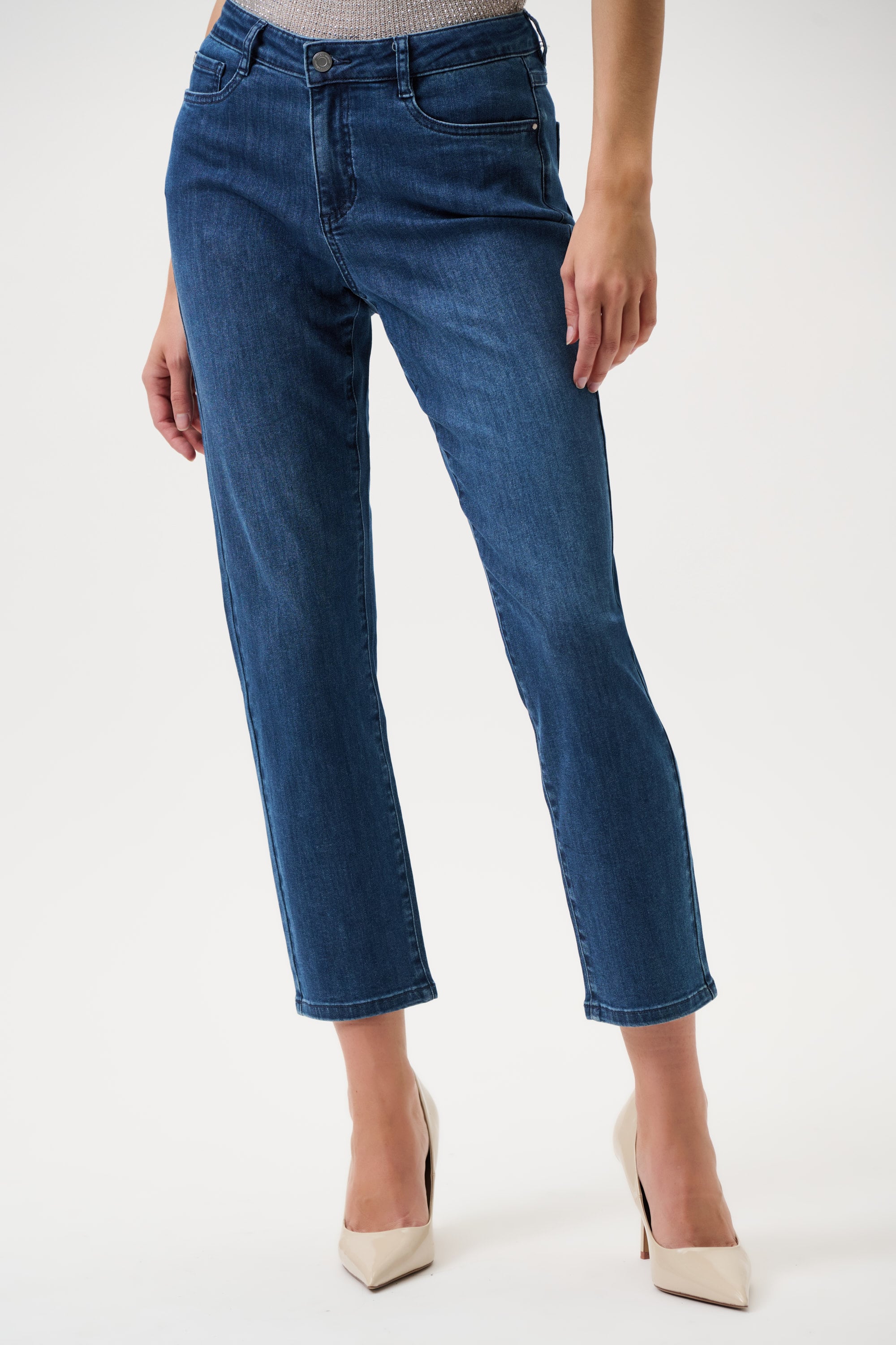 Gia | Classic Slim Fit Stretch Jeans