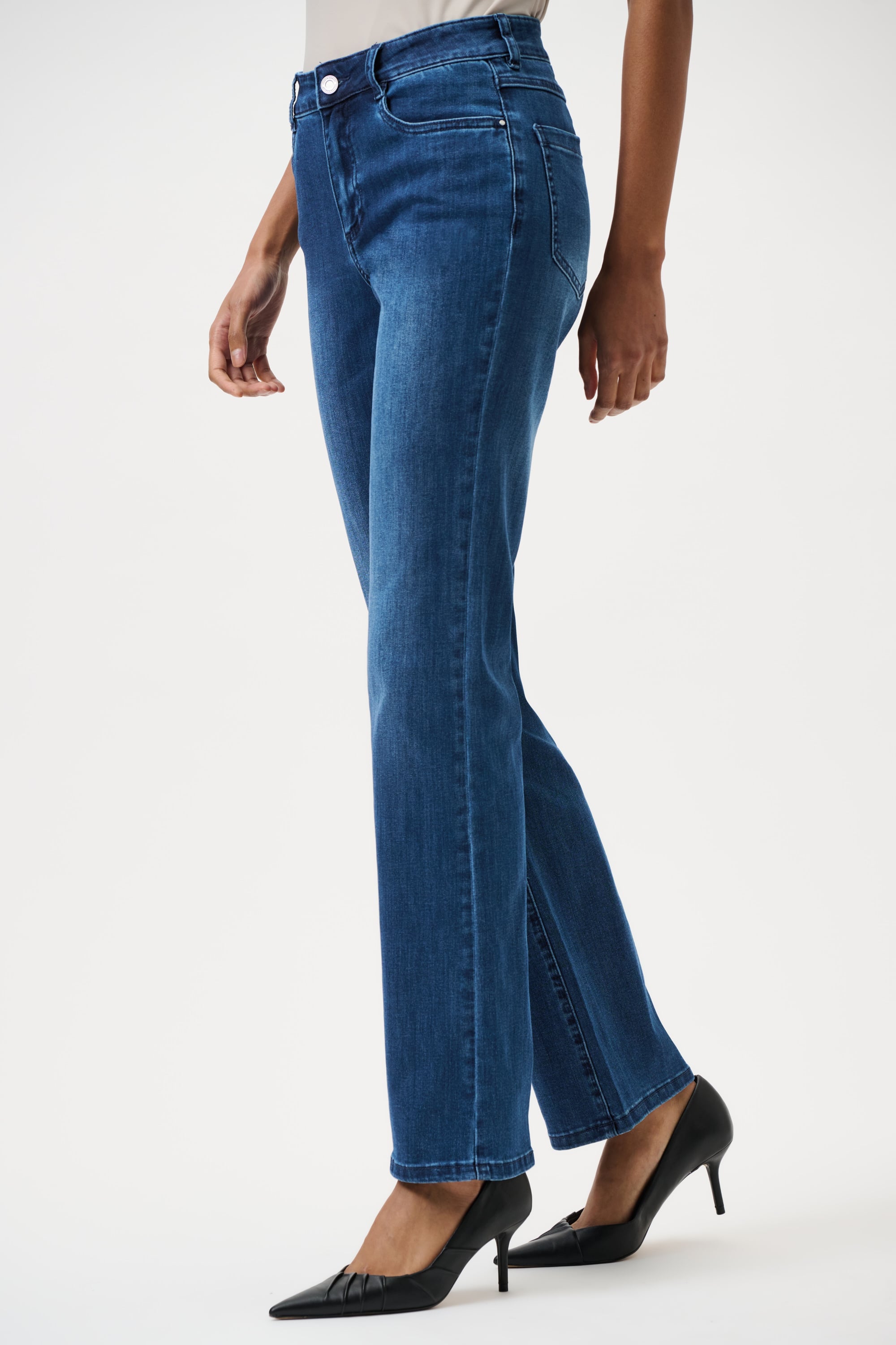 Brooke | Classic Bootcut Stretch Jeans
