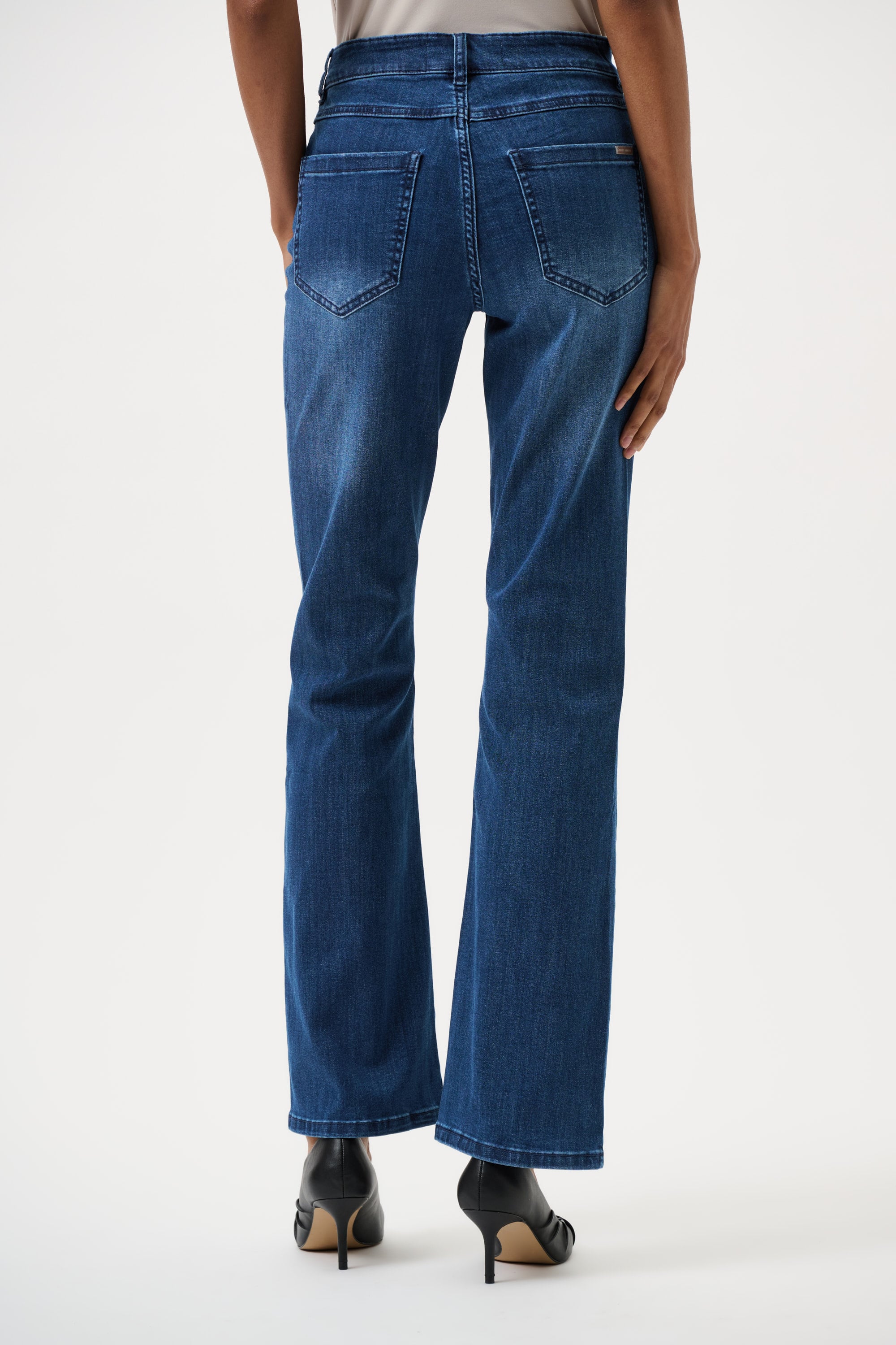 Brooke | Classic Bootcut Stretch Jeans