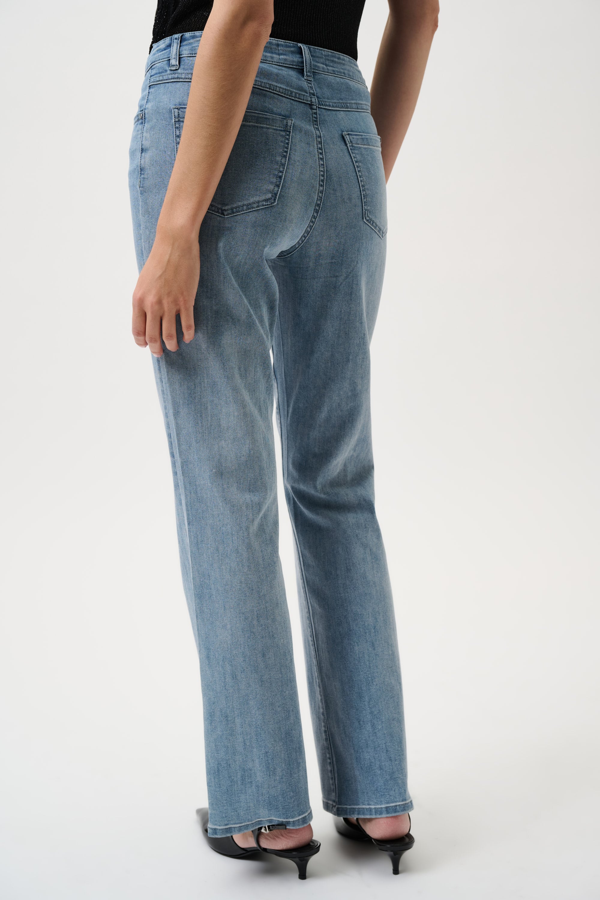 Brooke | Classic Bootcut Stretch Jeans