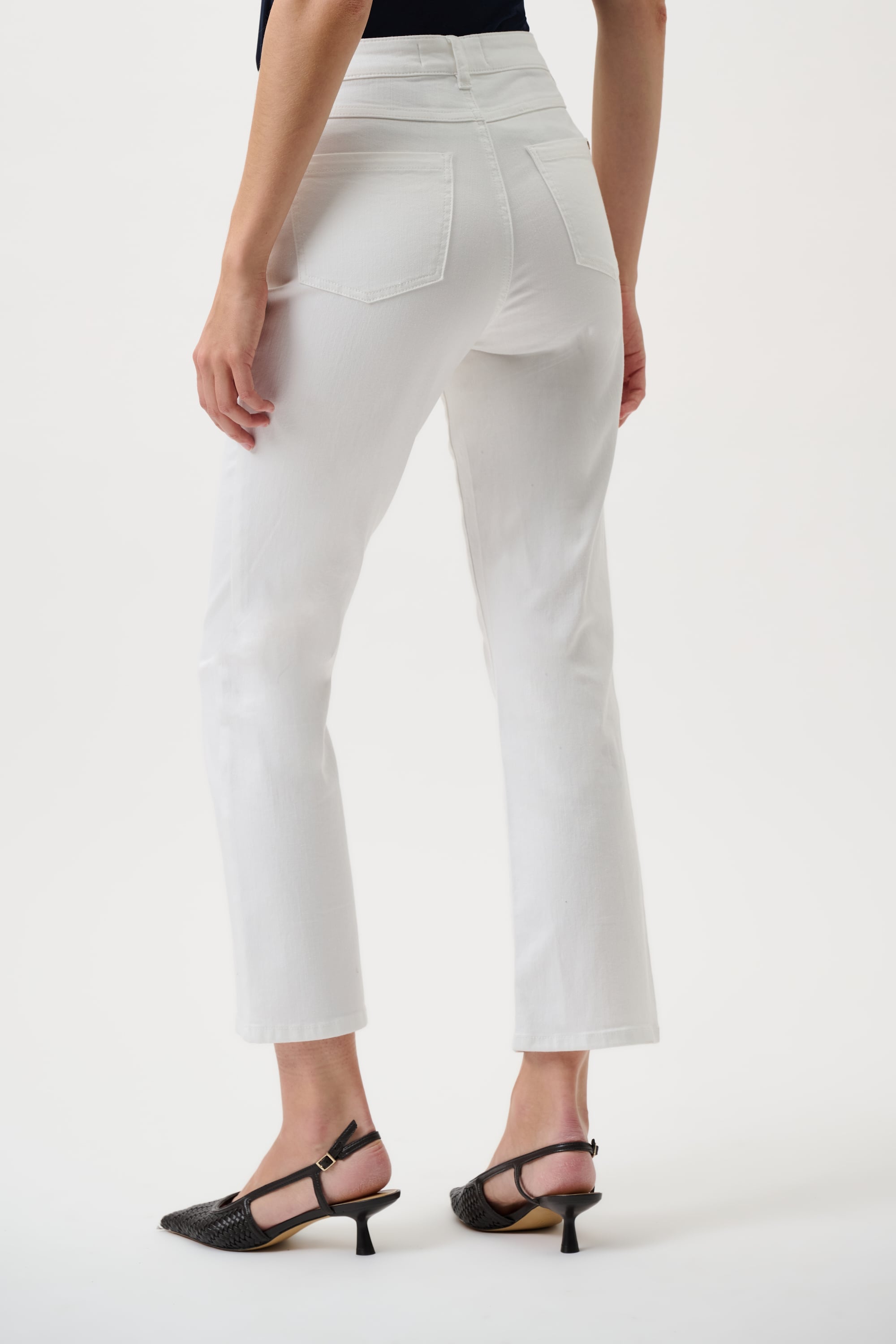Margot | Classic Straight Leg Stretch Jeans