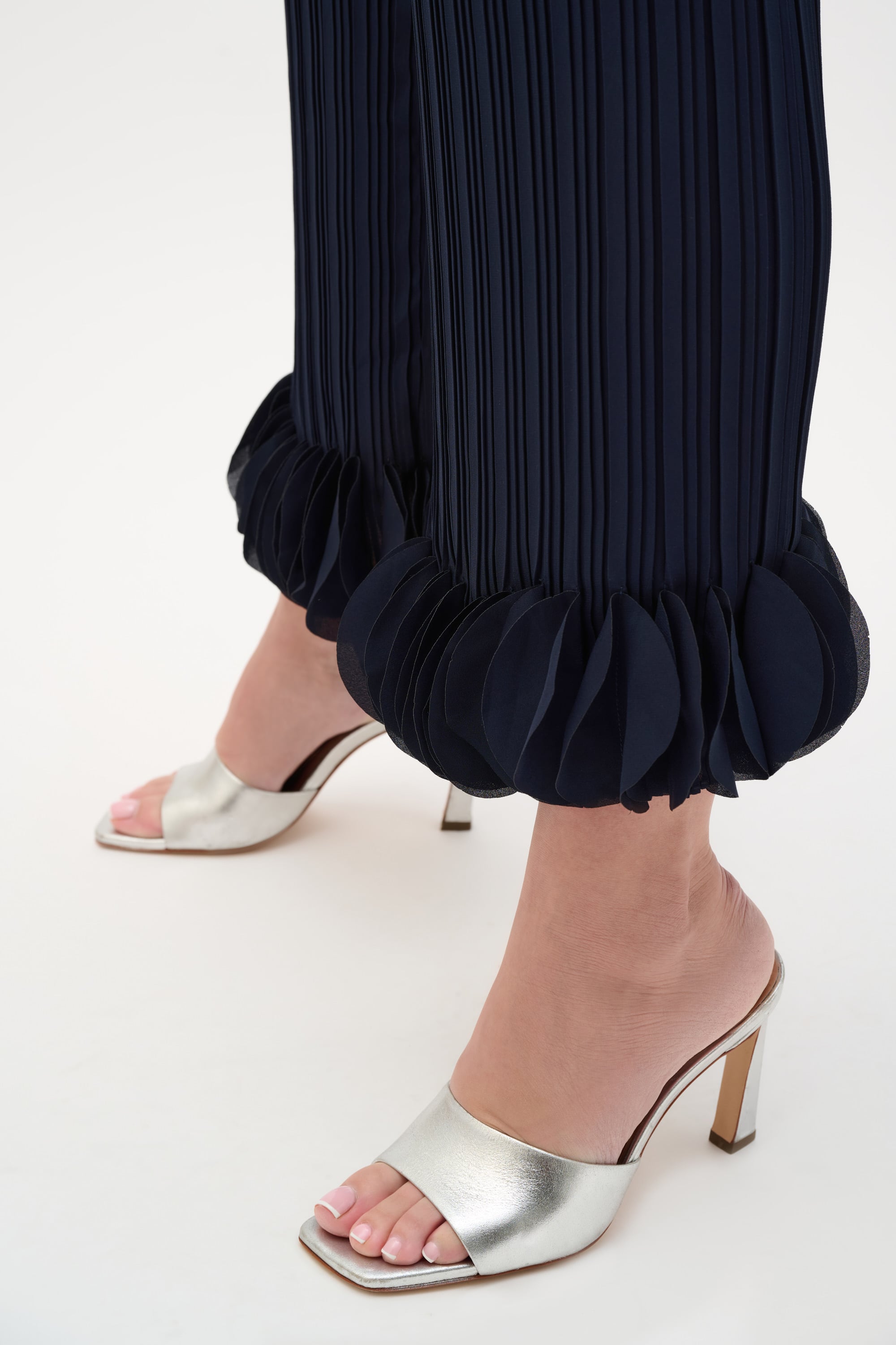 Georgette Wide Leg Pleated Pants