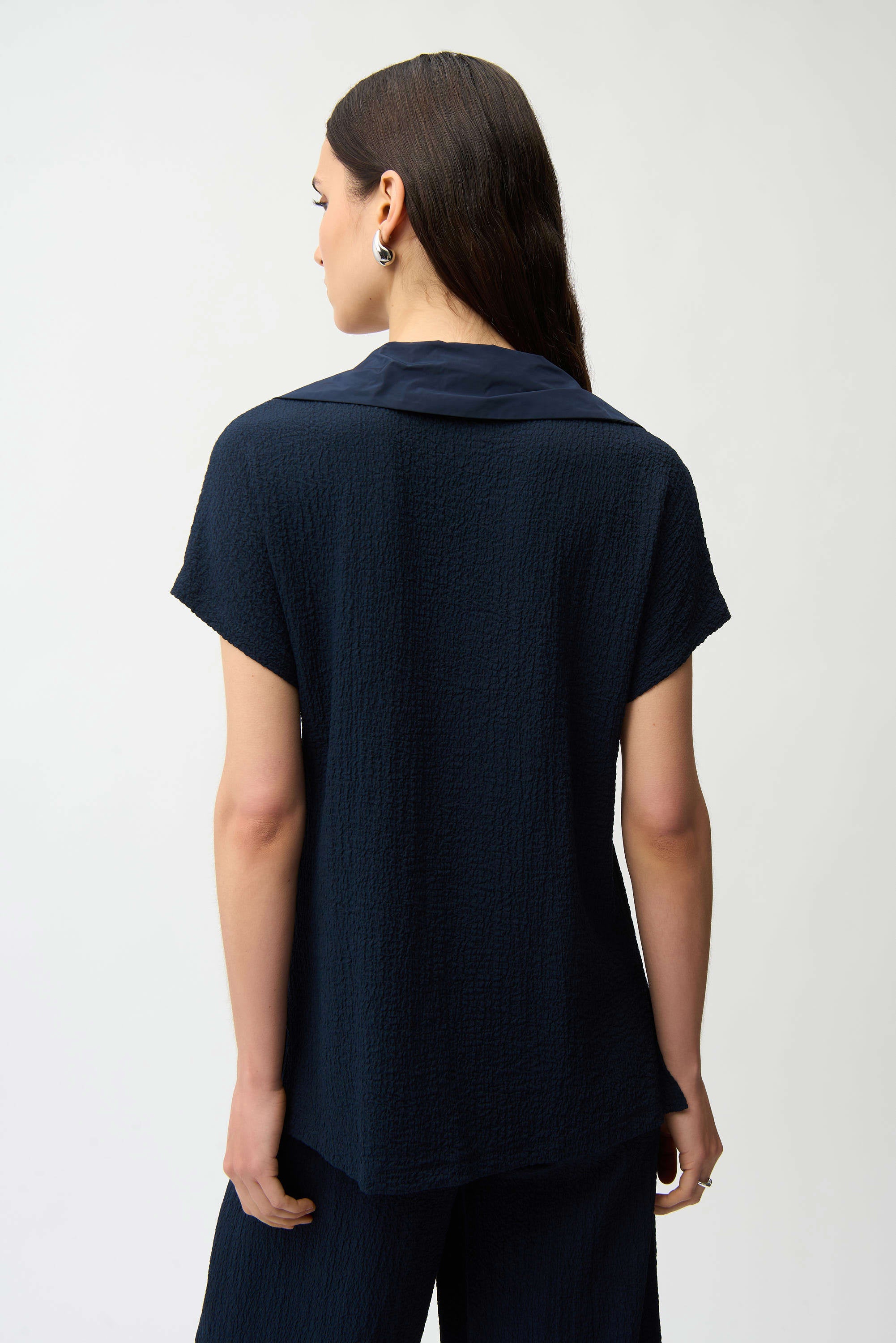 Joseph Ribkoff Seersucker Boxy Top With Memory Collar-261017