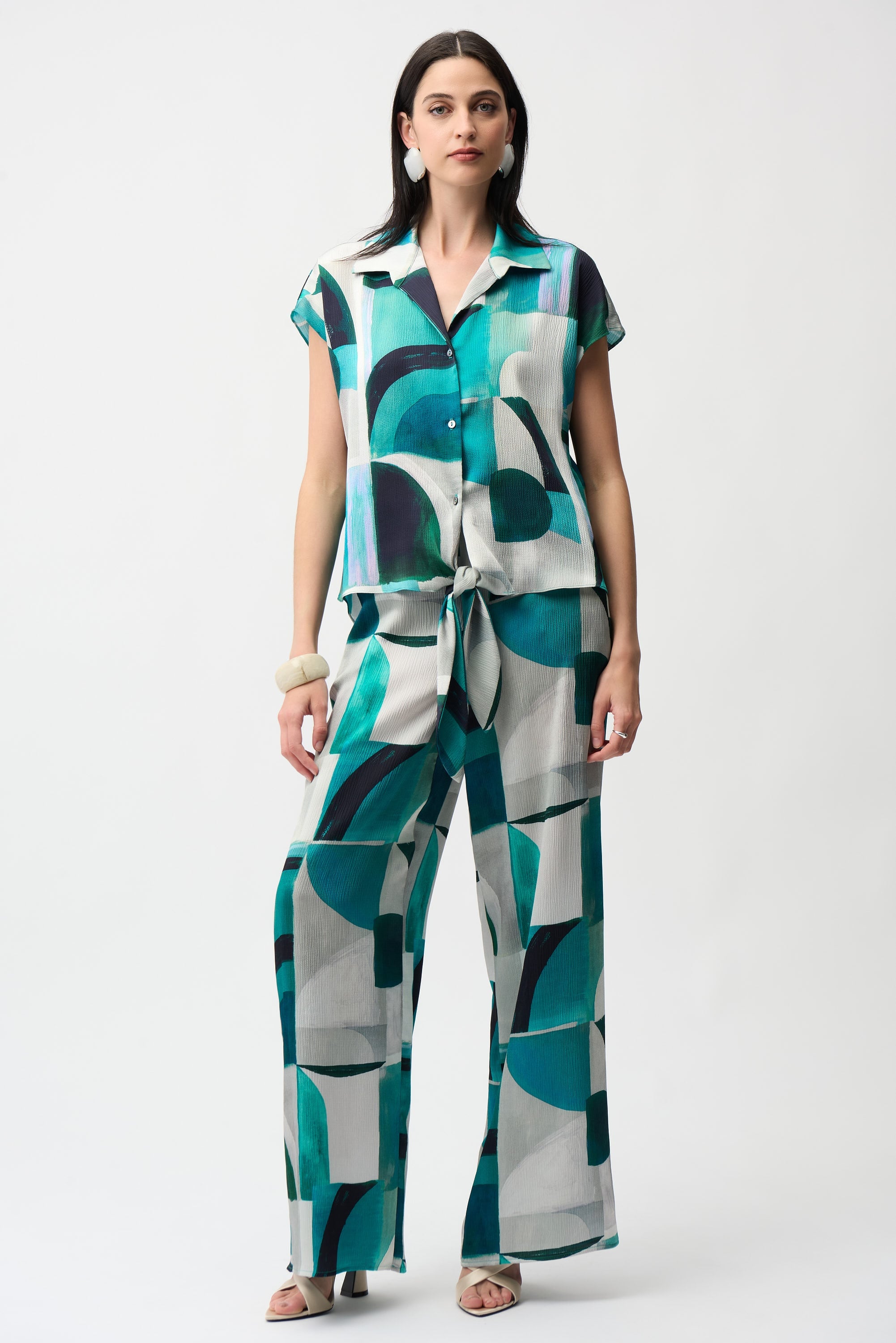 Textured Satin Geometric Print Wide Leg Pull-On Pants