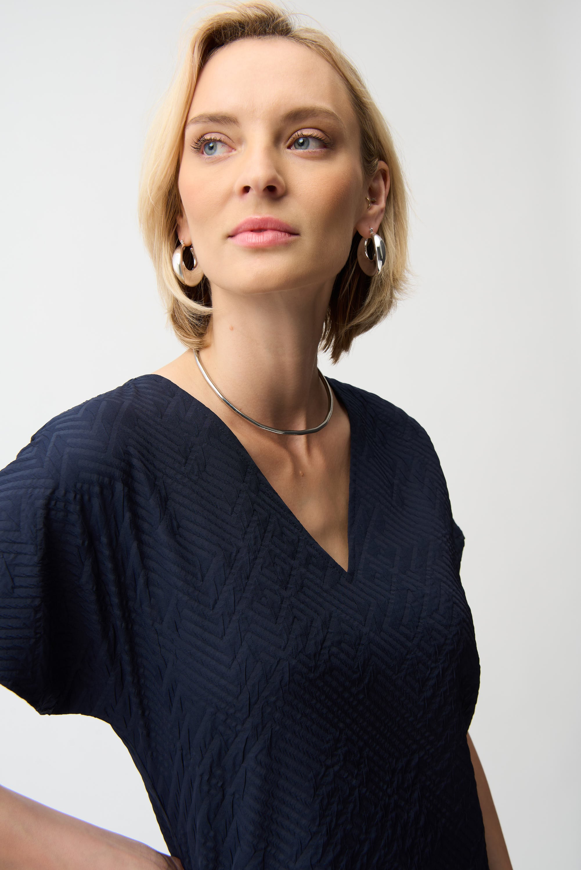 Geometric Textured Jacquard Top With V-neckline