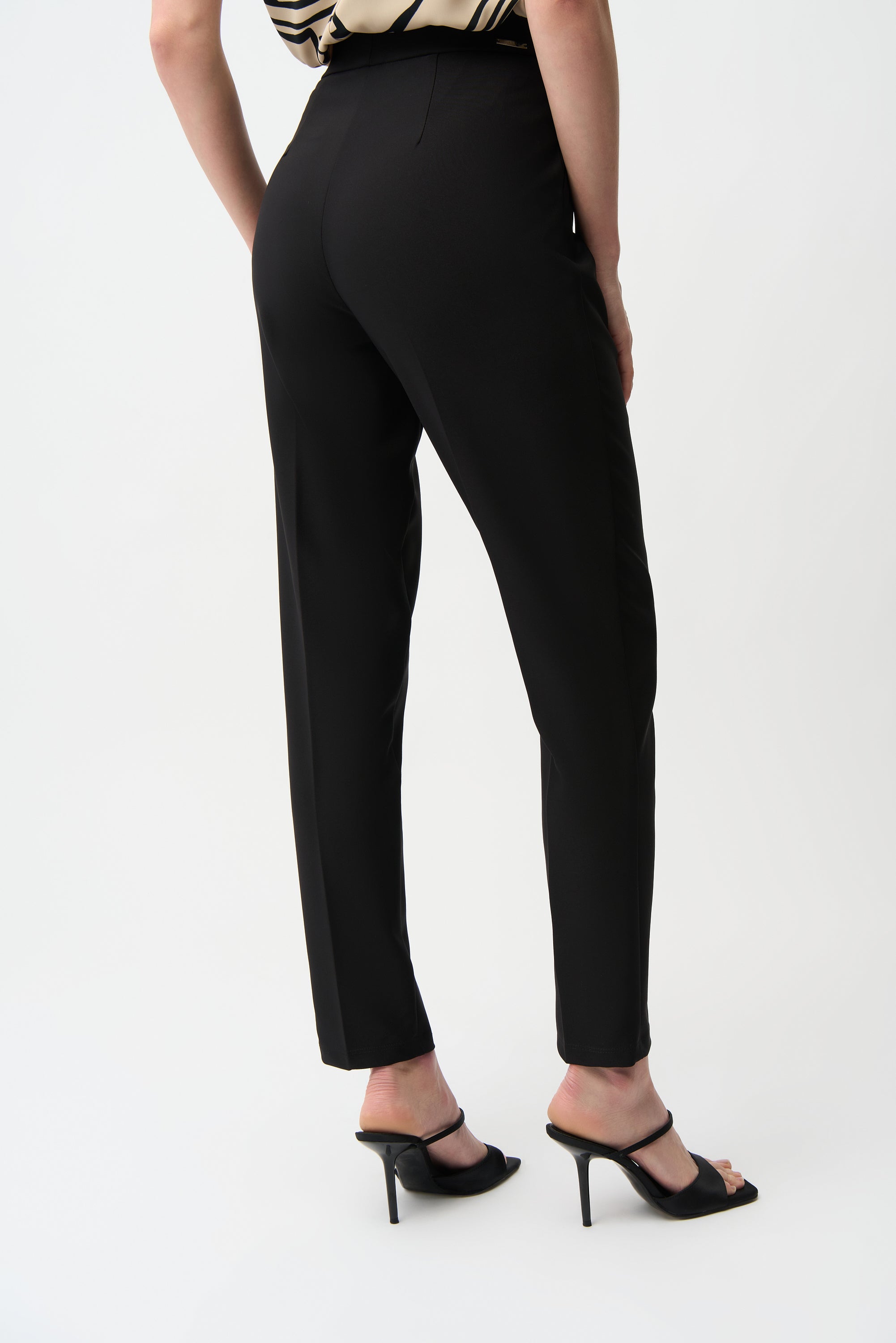 Lux Twill Pull-On Slim Fit Pants