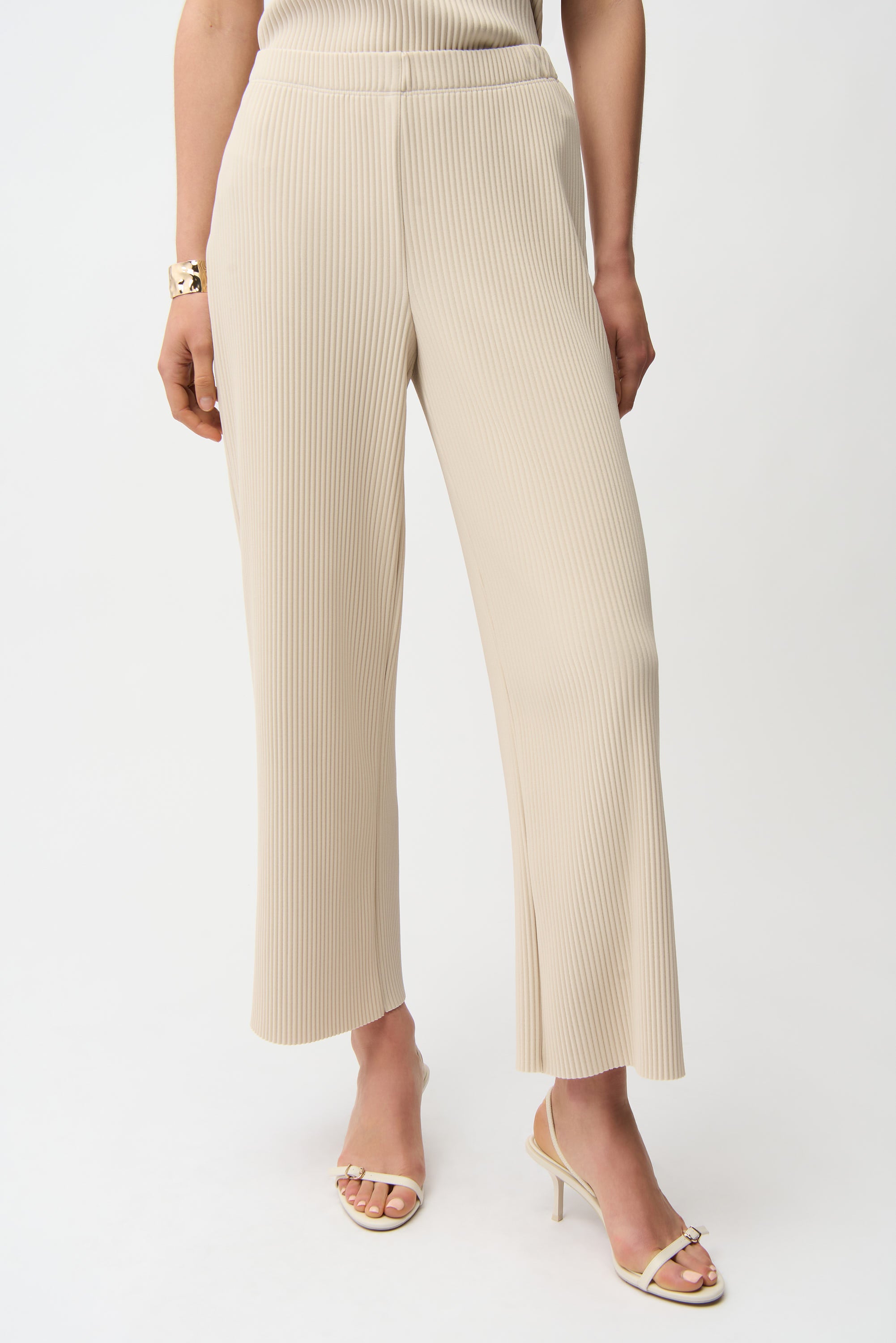 Pleated Scuba Crepe Wide Leg Pull-On Pants