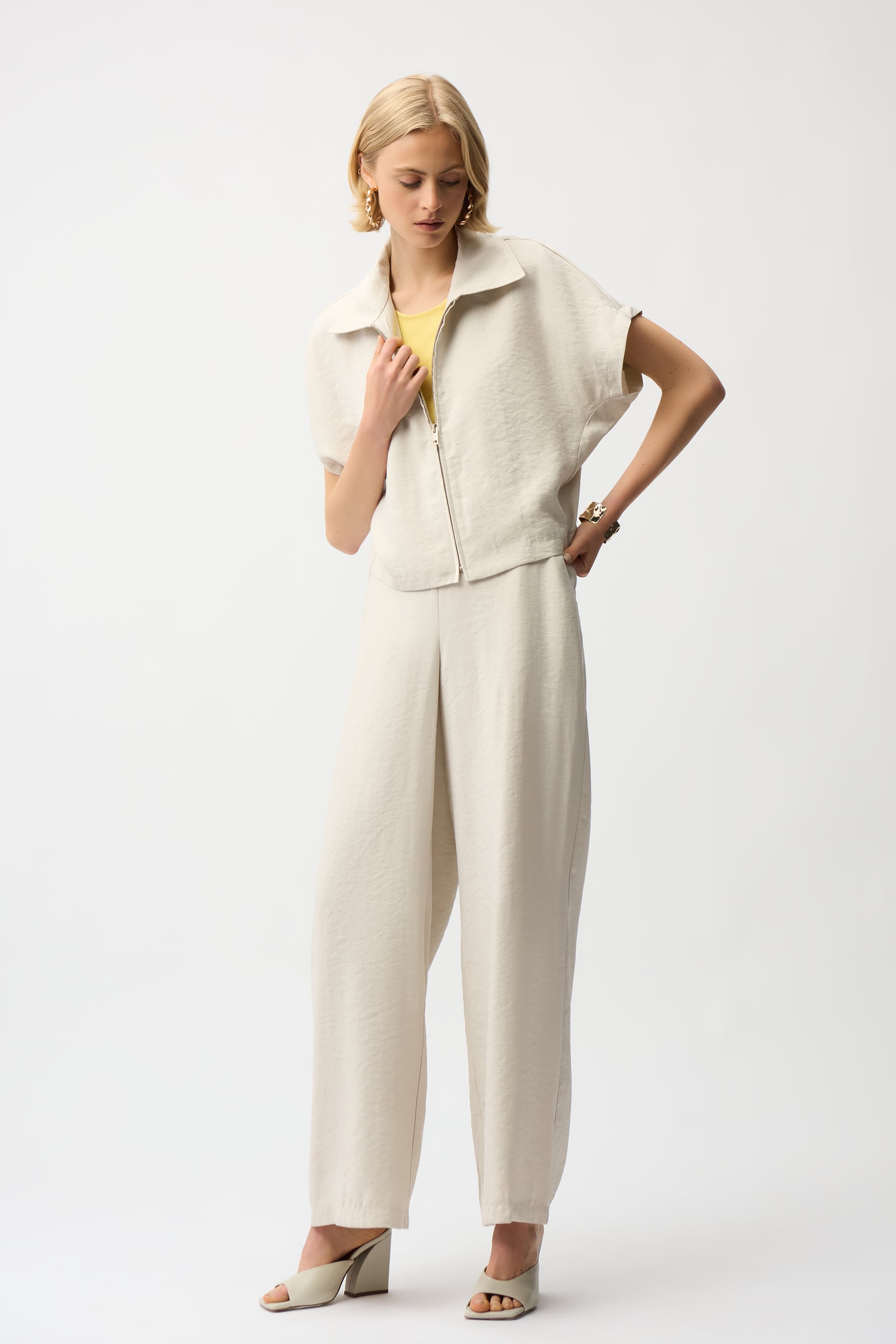 Recycled Textured Woven Boxy Jacket With Zipper Front