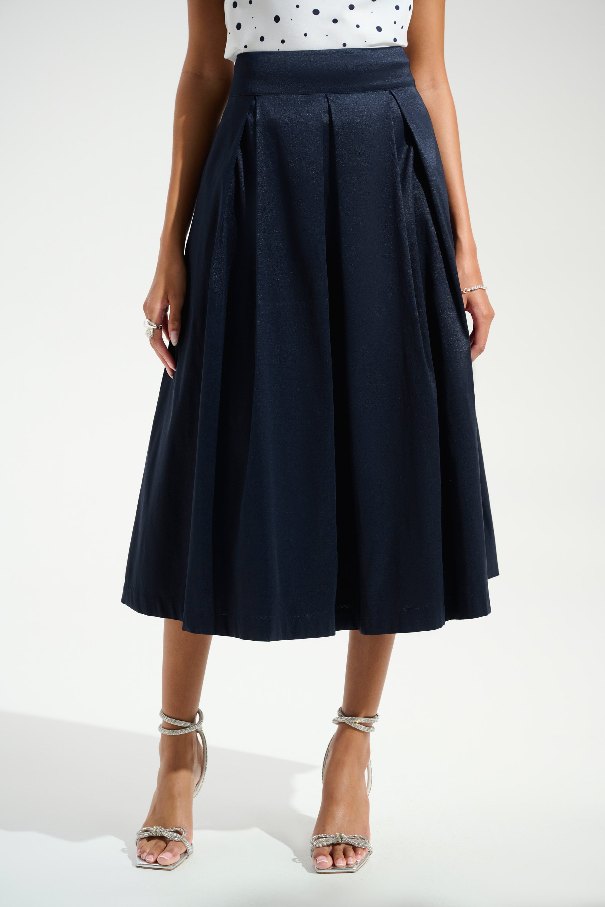 Signature | |Stretch Taffeta Flared Skirt With Box Pleats