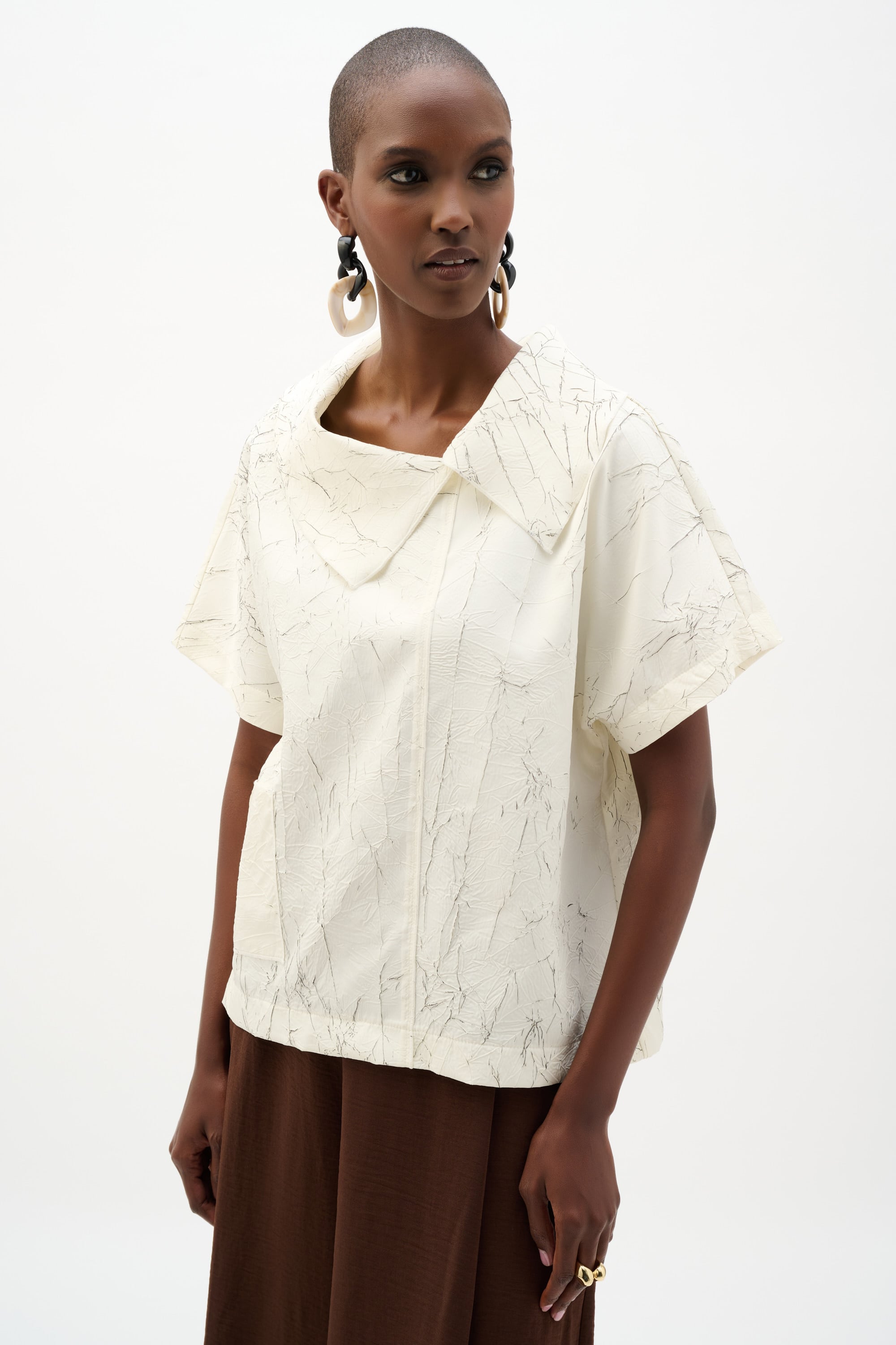 Novelty Abstract Print Boxy Top With Cowl Collar