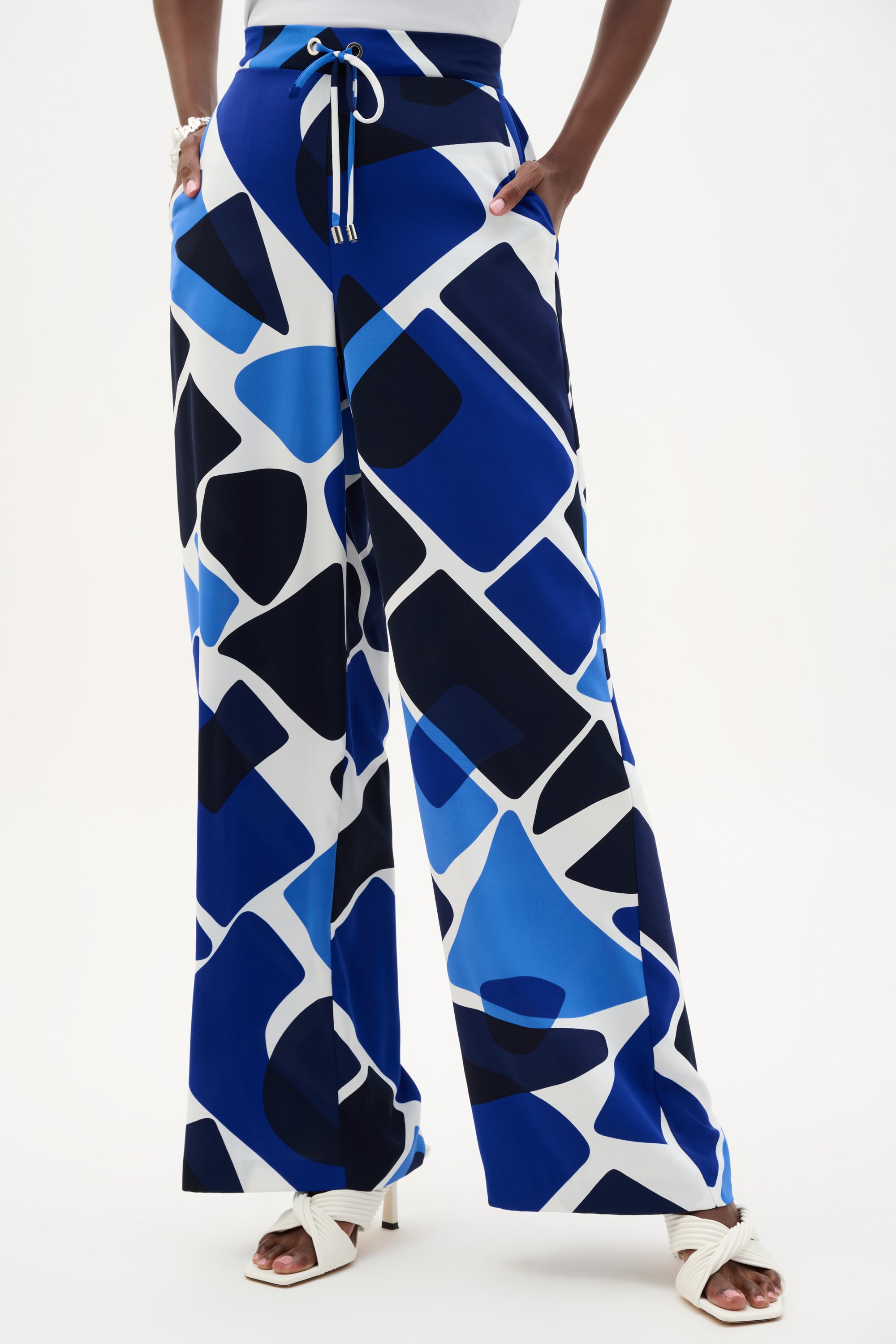 Recycled Woven Geometric Print Wide Leg Pull-On Pants