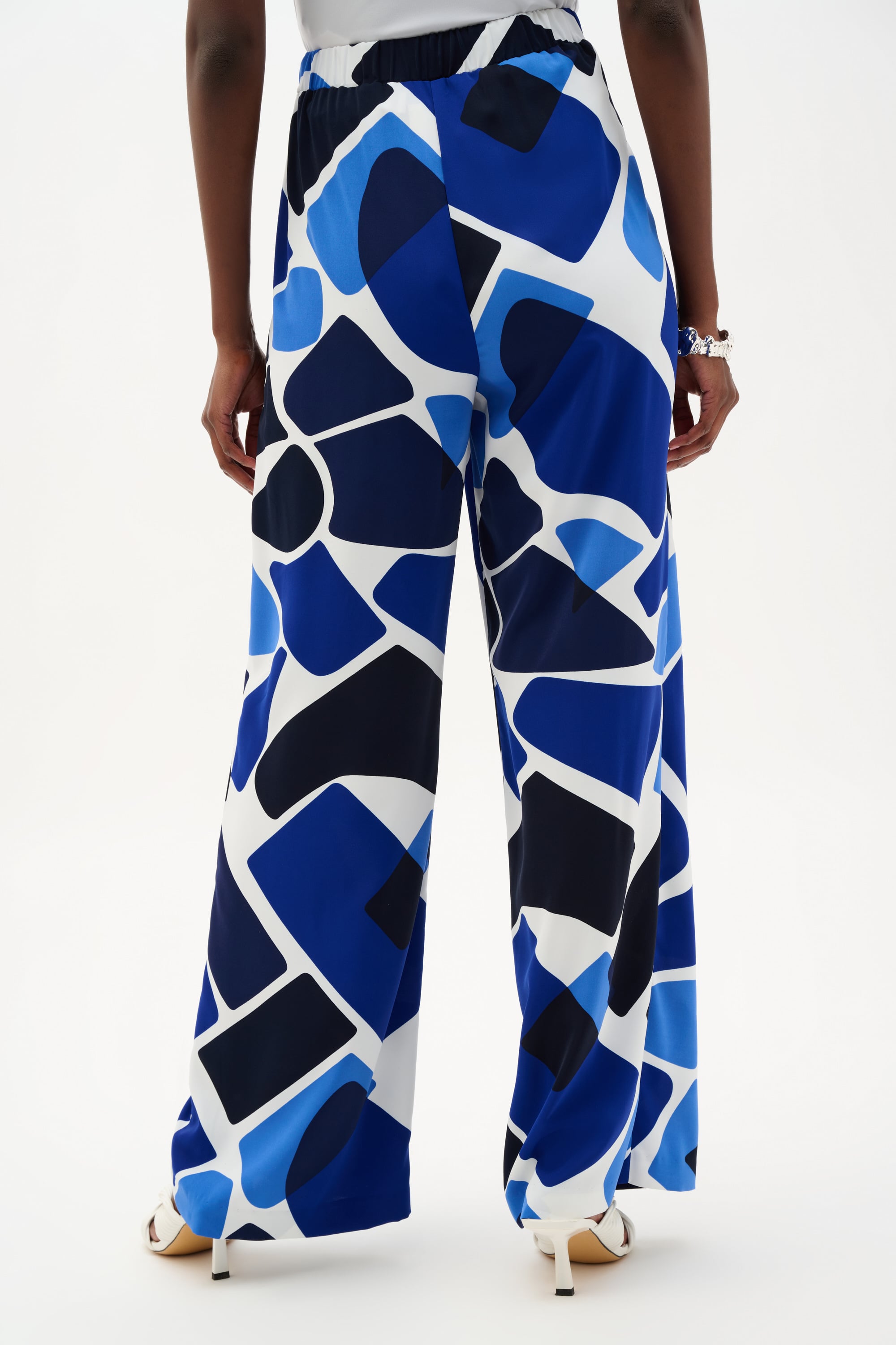 Recycled Woven Geometric Print Wide Leg Pull-On Pants