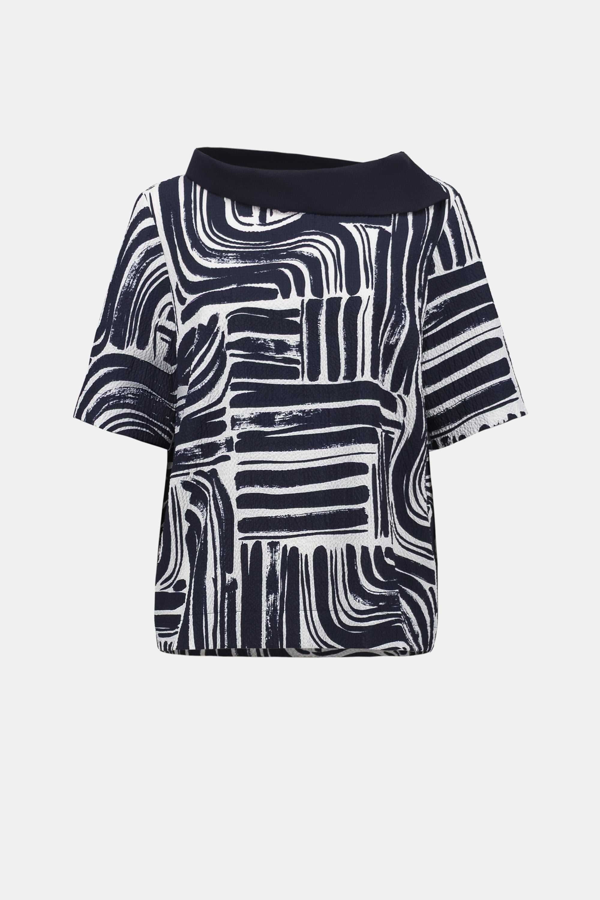 Seersucker And Georgette Abstract Print Straight Top