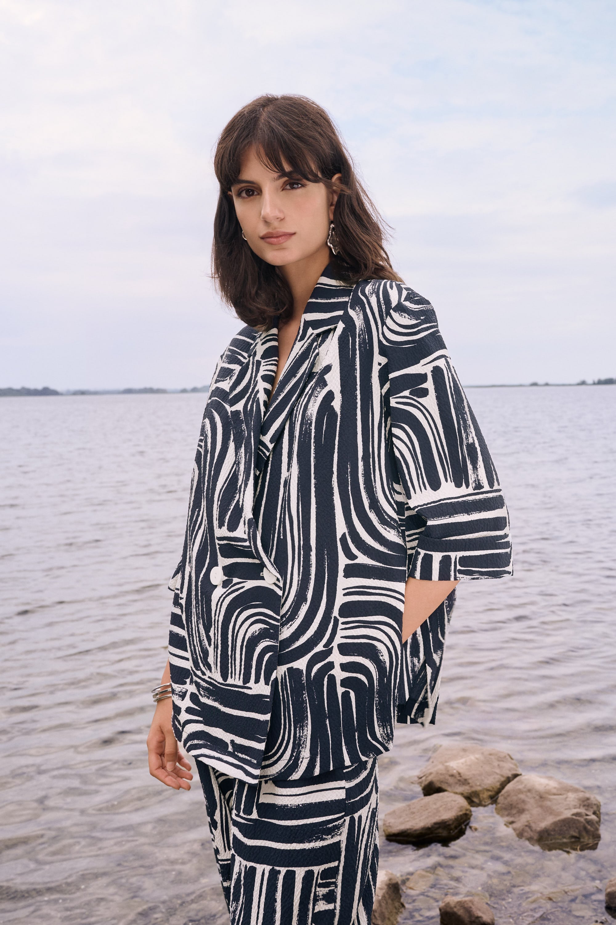 Seersucker Abstract Print Double-Breasted Blazer