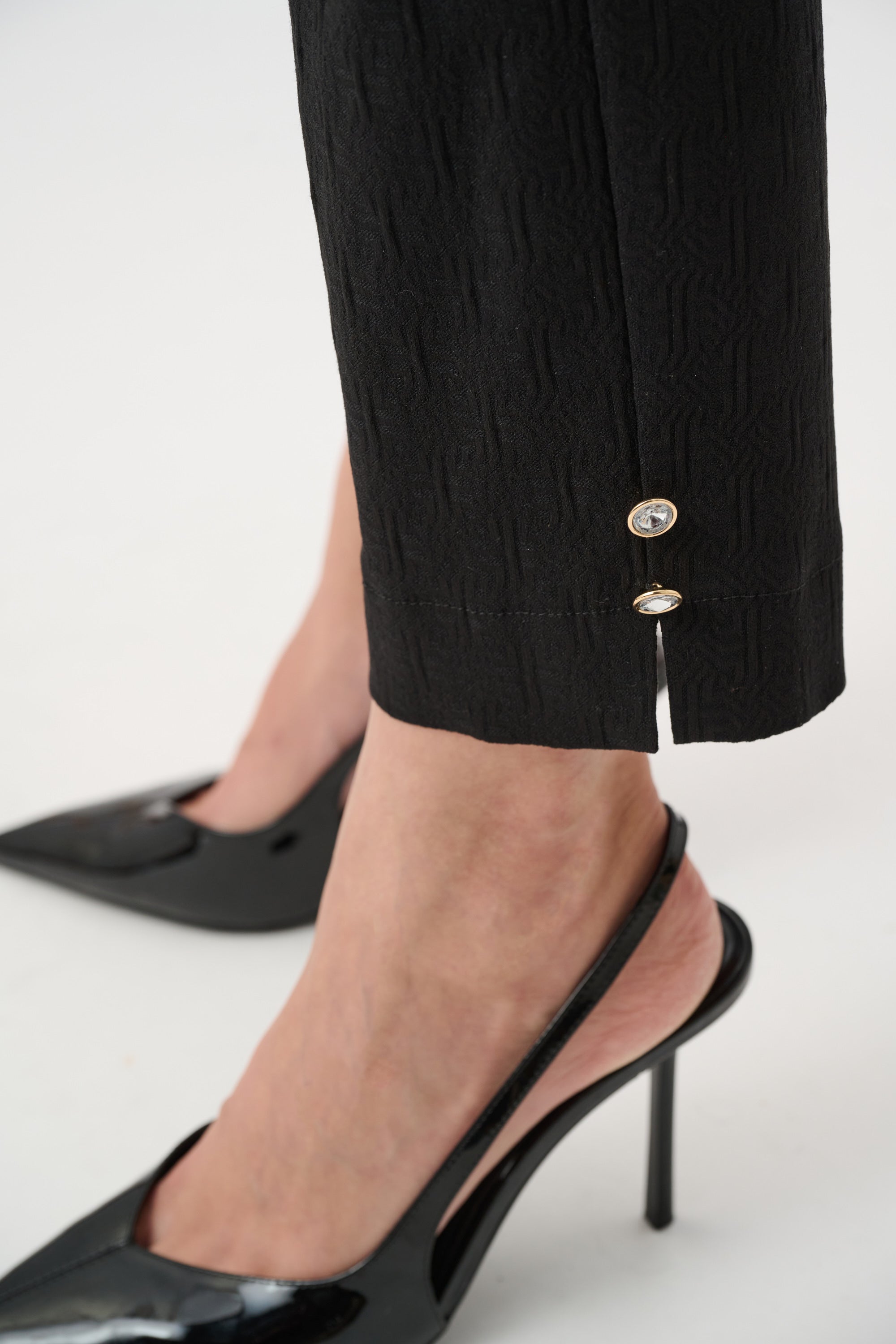 Jacquard Slim Fit Pull-On Pants