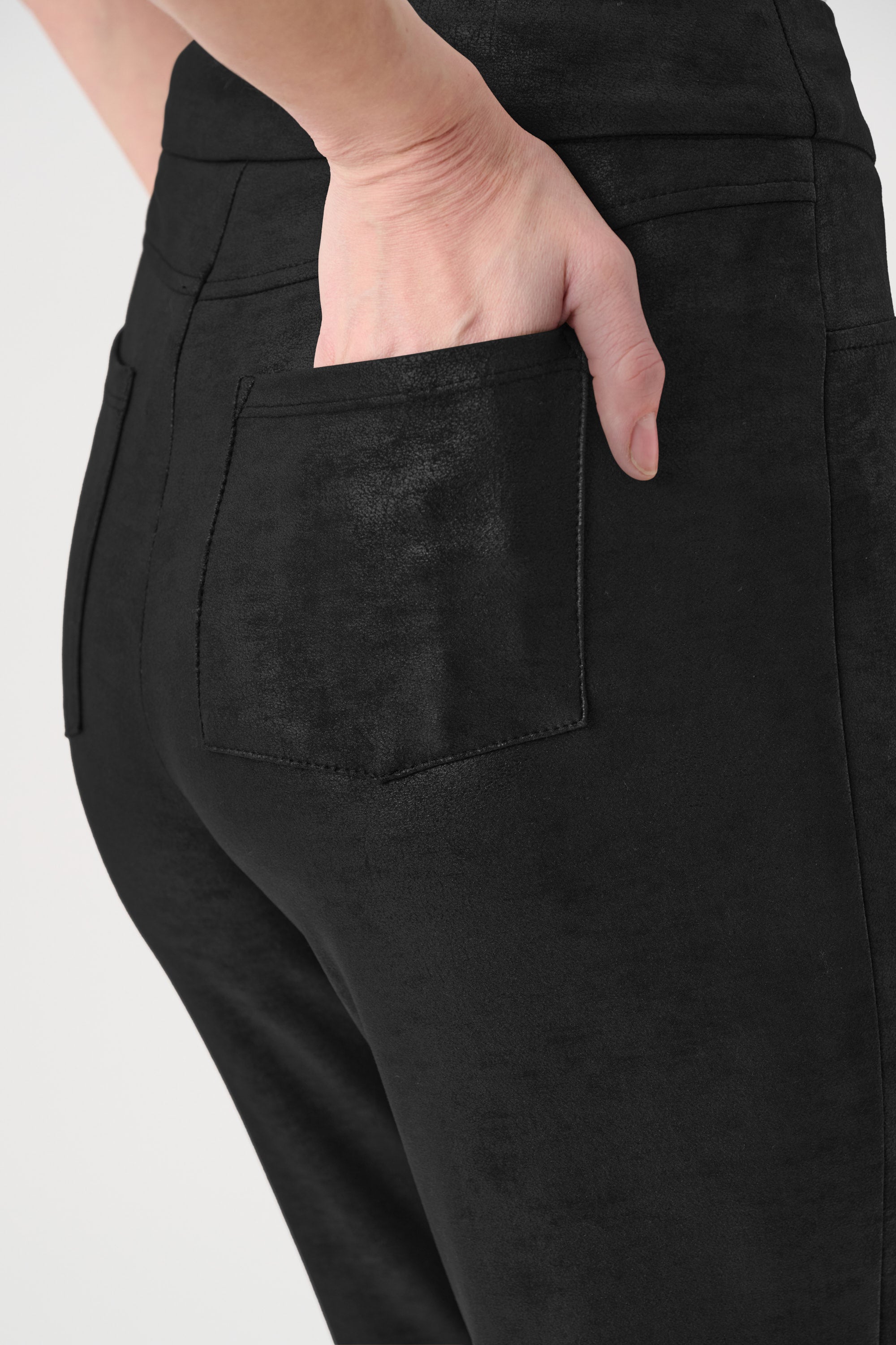 Foiled Silky Knit Straight Pull-On Pants