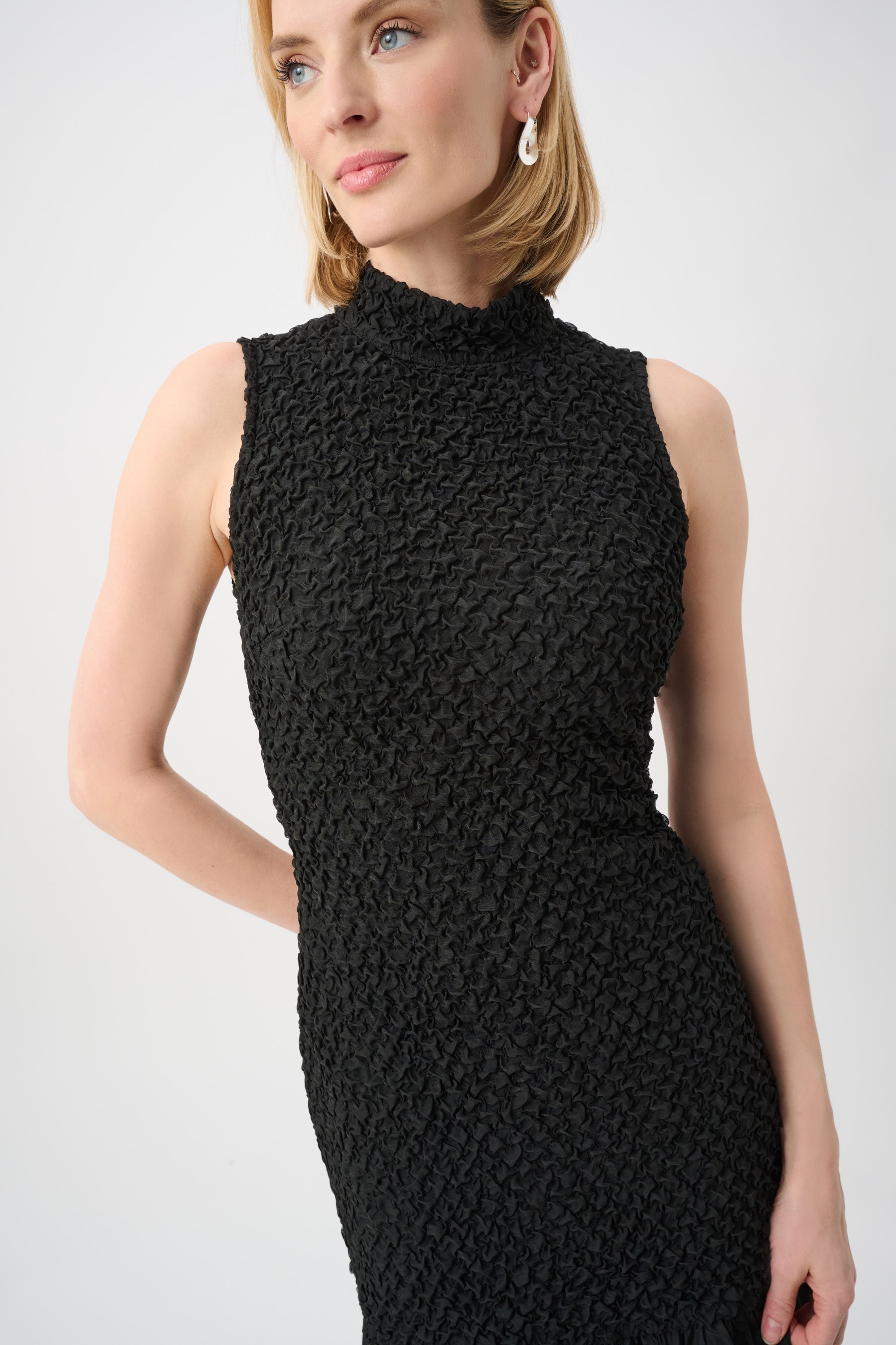 Textured Jacquard Flounce Dress With Memory