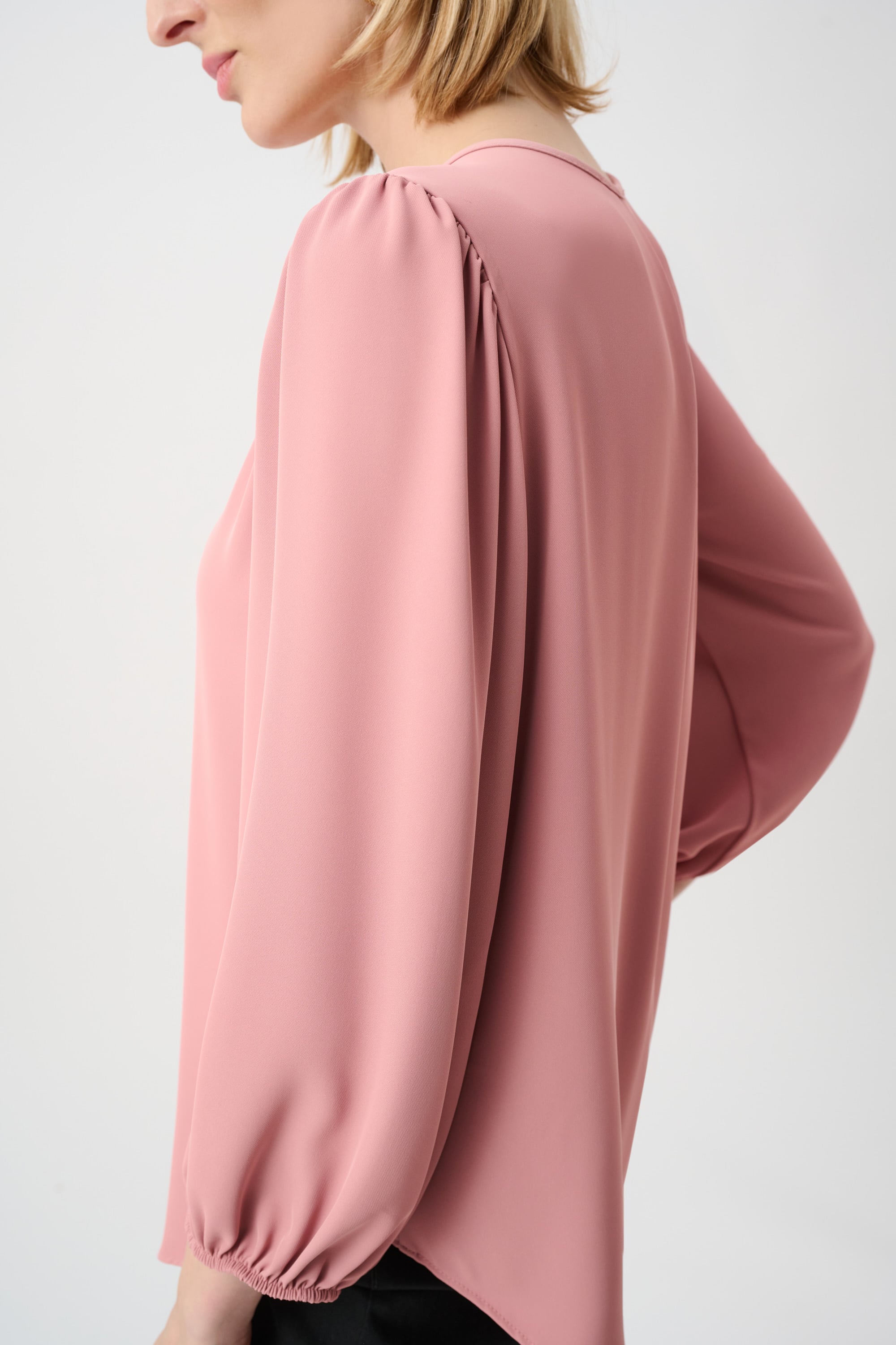 Woven Twill Top With Chain Detail