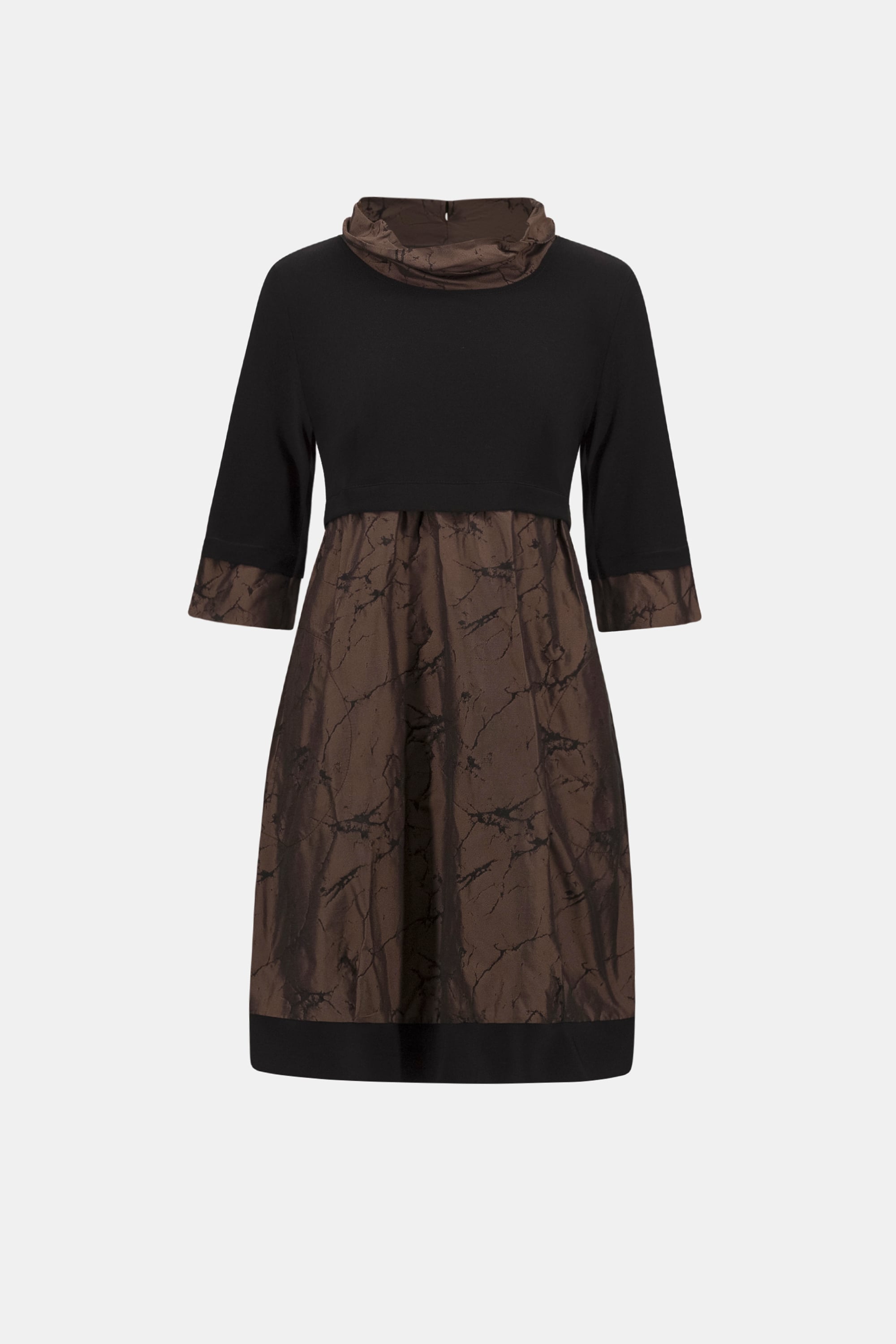 Jacquard Memory & Silky Knit cocoon Dress