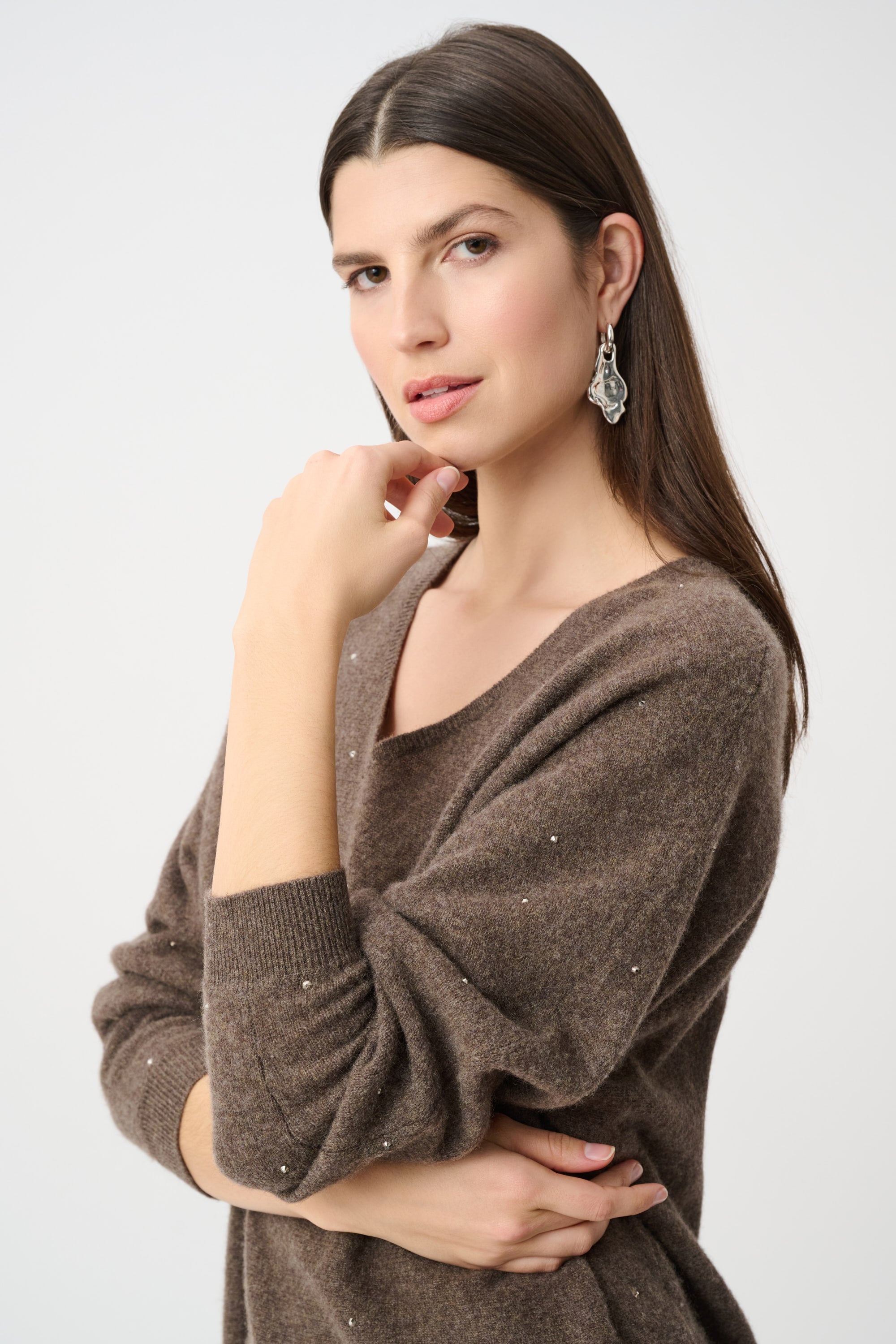 Cashmere Boxy Sweater With Rhinestone Detail