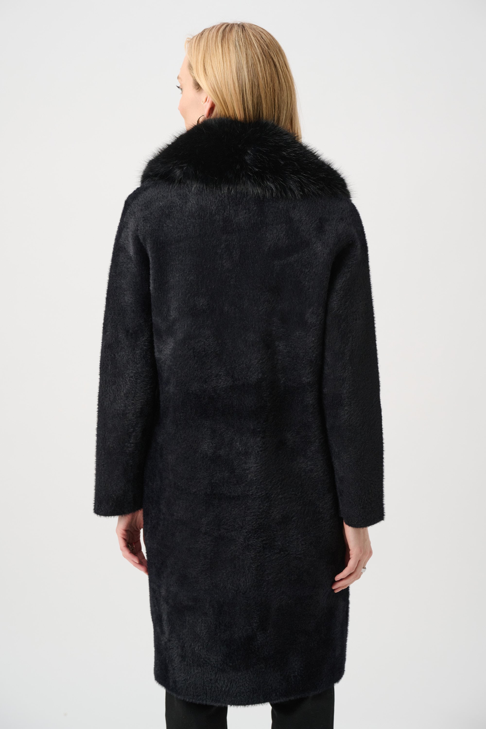 Feather Yarn Knit Coat With Detachable Faux Fur Collar