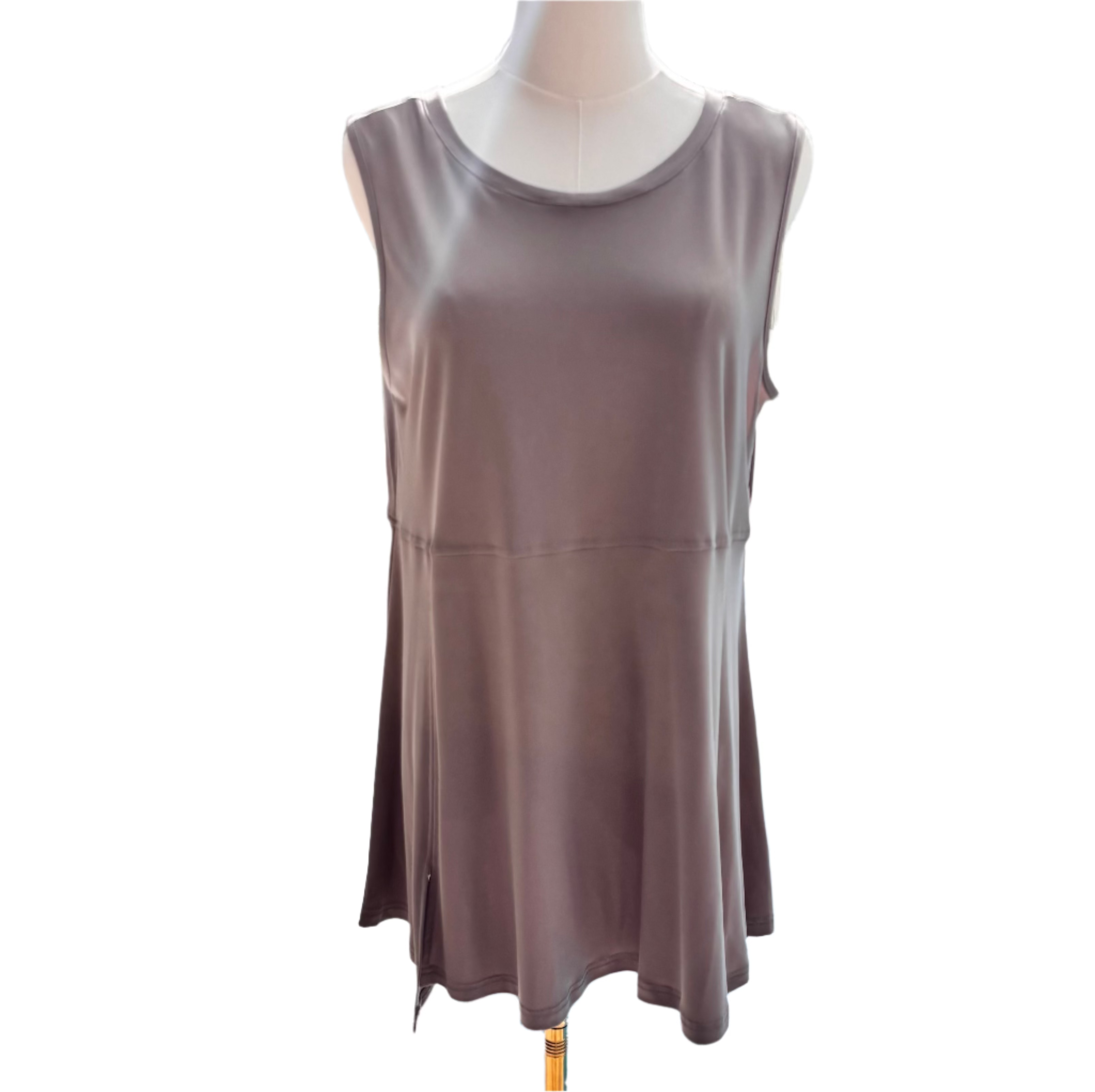 BY J.J Sleeveless Reversible Round or V Neck Tank-JJ-IT108