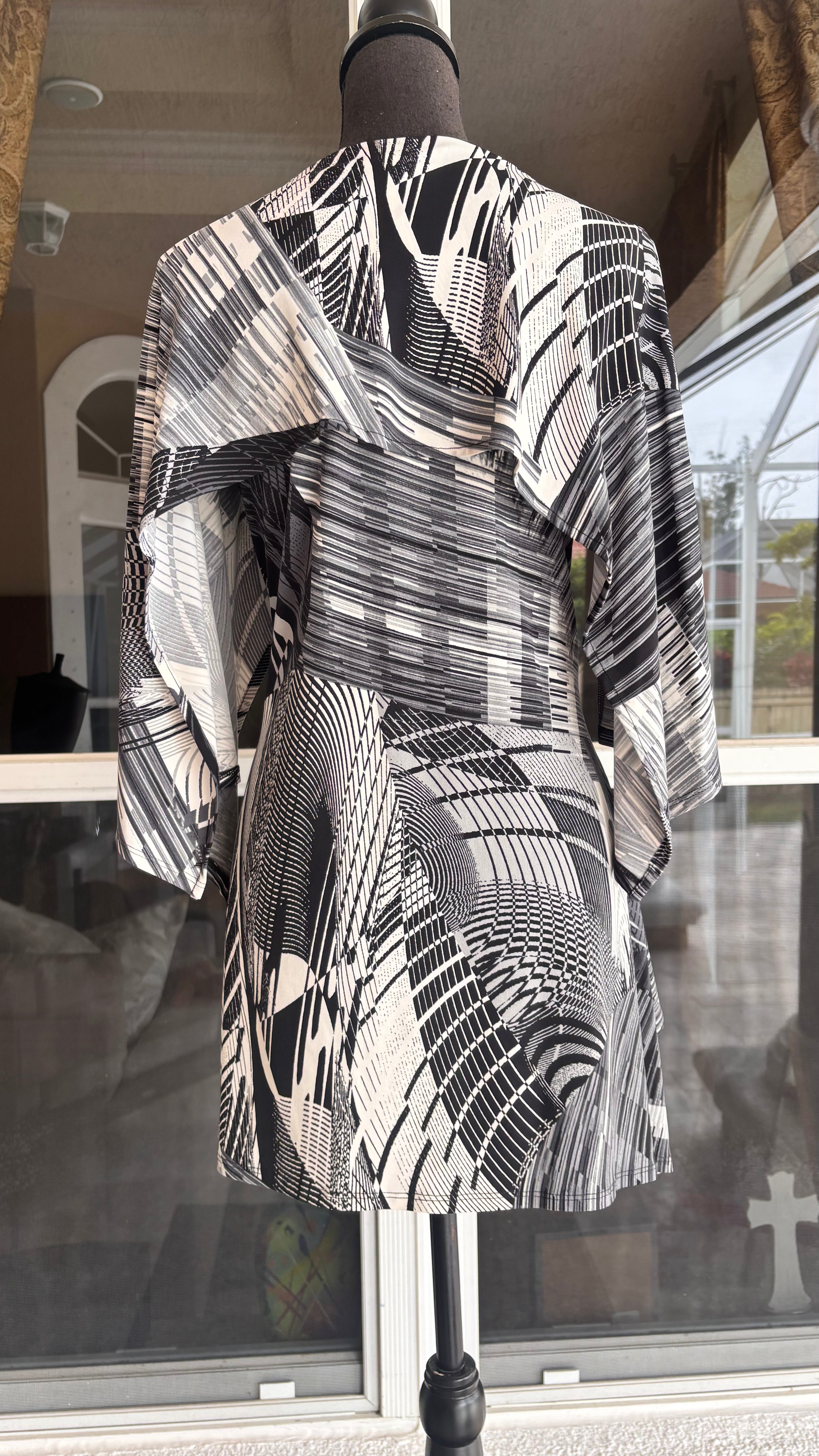 By JJ Cyber Graphic Print Tunic-IT-202B