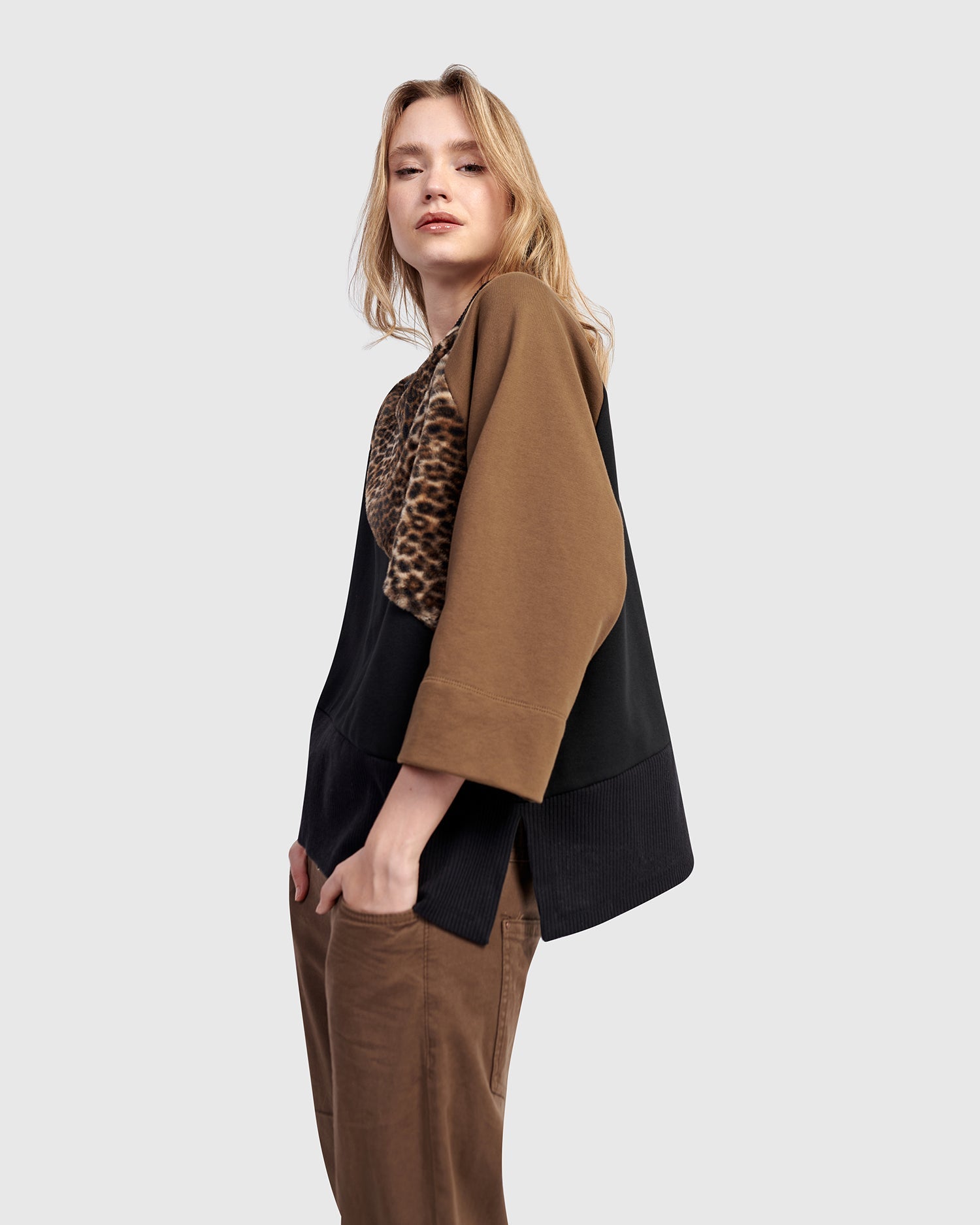 Alembika Urban Wildling Crewneck Top- UT626M