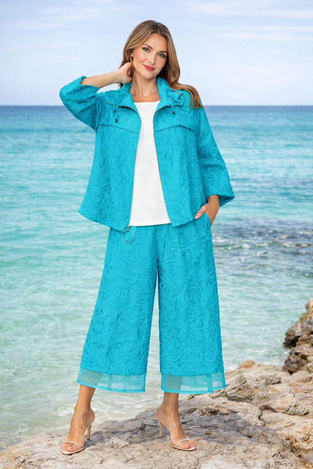 IC Collection Crop Collar Jacket-7786J