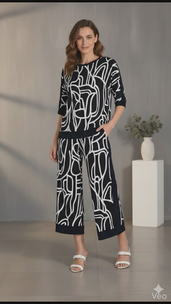 Frank Lyman Geometric Abstract Print Cropped Wide-Leg Pants 266115