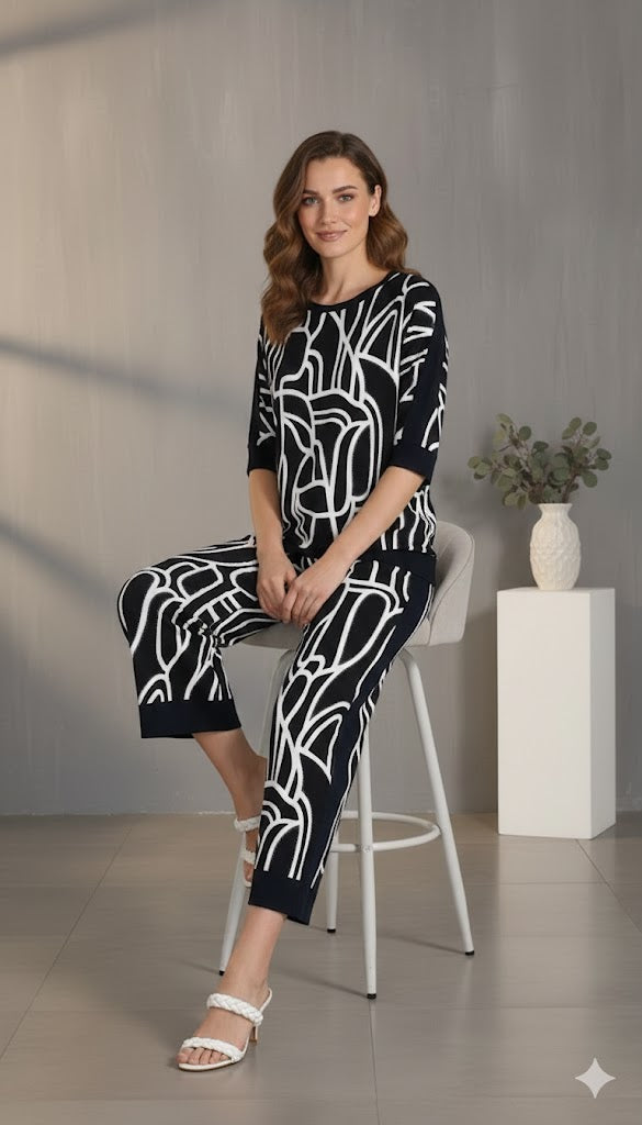 Frank Lyman Geometric Abstract Print Cropped Wide-Leg Pants 266115